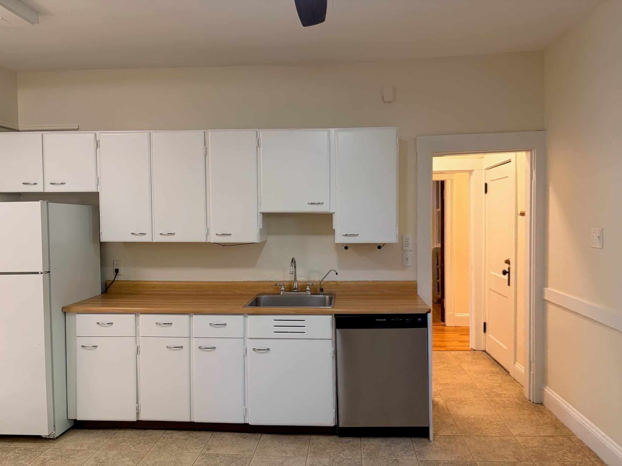 Condominium at 298 Mt. Auburn Street # 7, Watertown MA 02472, photo 13 of 23