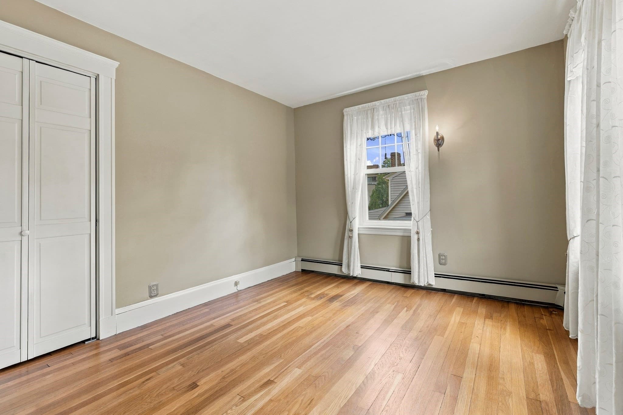 Single Family Residence at 25 Westwood Road, Stoneham MA 02180, Stoneham, photo 23 of 29