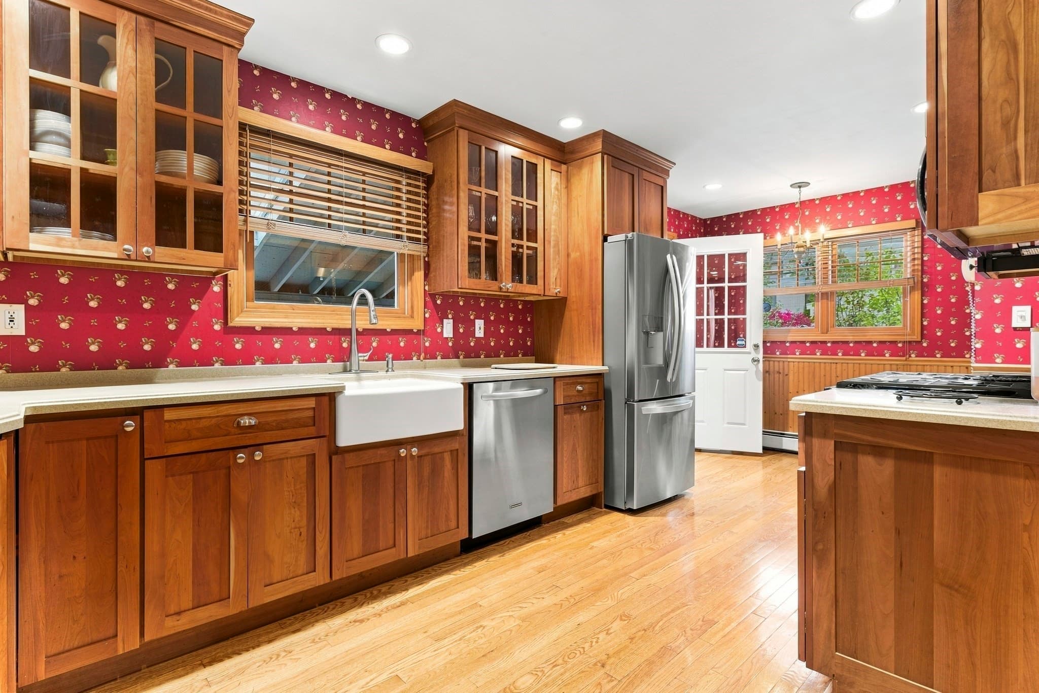 Single Family Residence at 25 Westwood Road, Stoneham MA 02180, Stoneham, photo 9 of 29