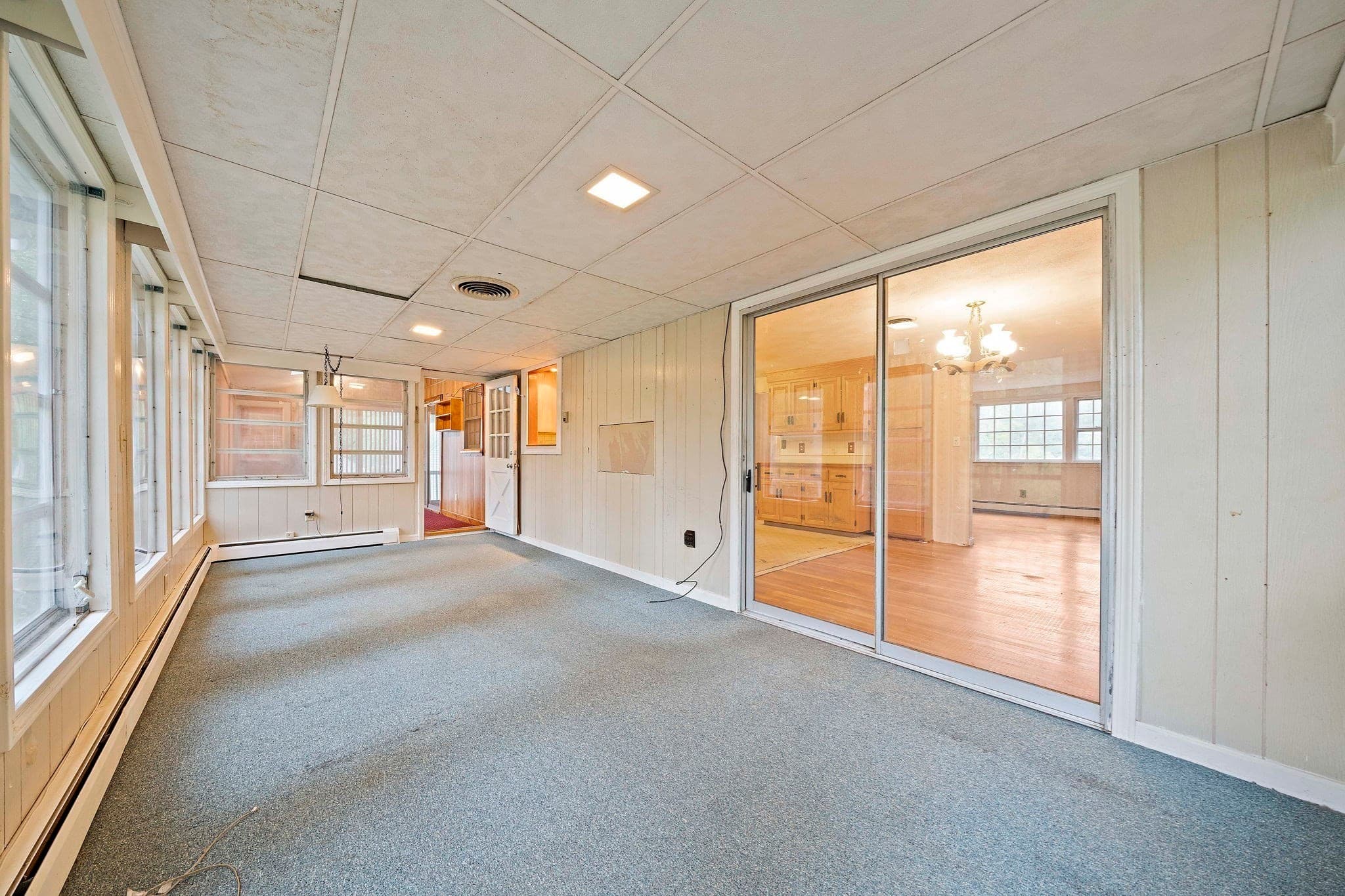 Single Family Residence at 23 Acorn Circle, Hanover MA 02339, photo 23 of 42