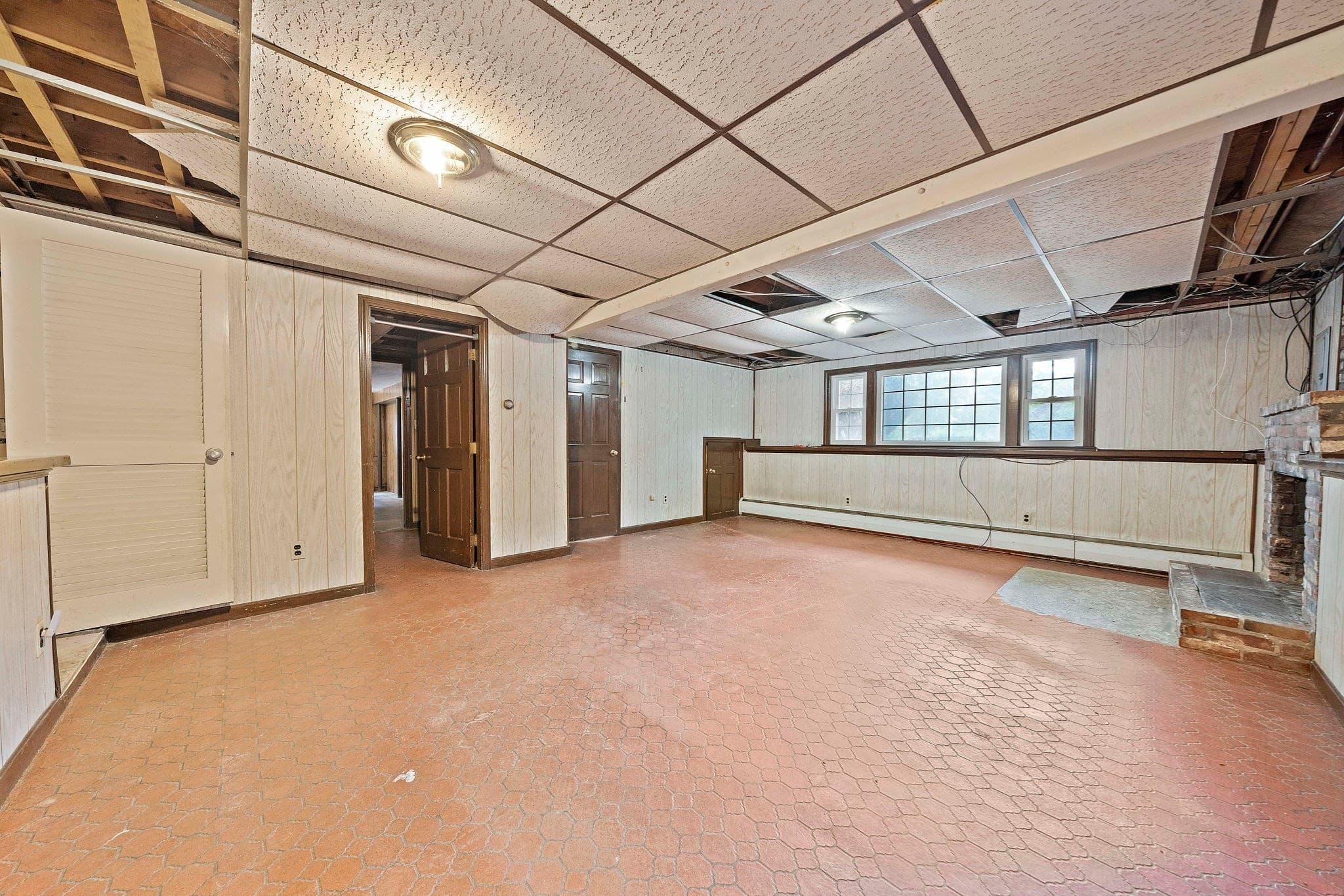 Single Family Residence at 23 Acorn Circle, Hanover MA 02339, photo 27 of 42