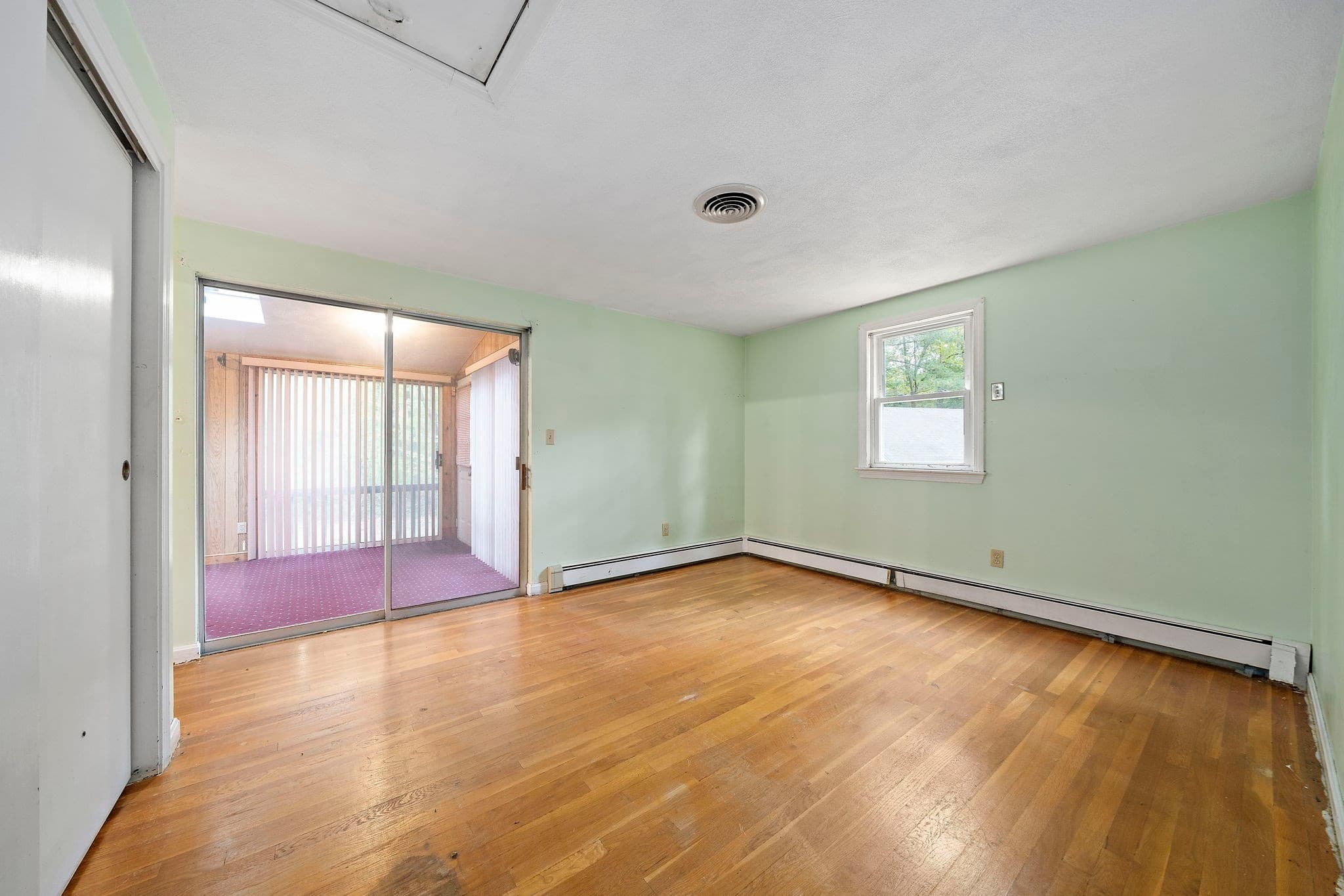 Single Family Residence at 23 Acorn Circle, Hanover MA 02339, photo 17 of 42
