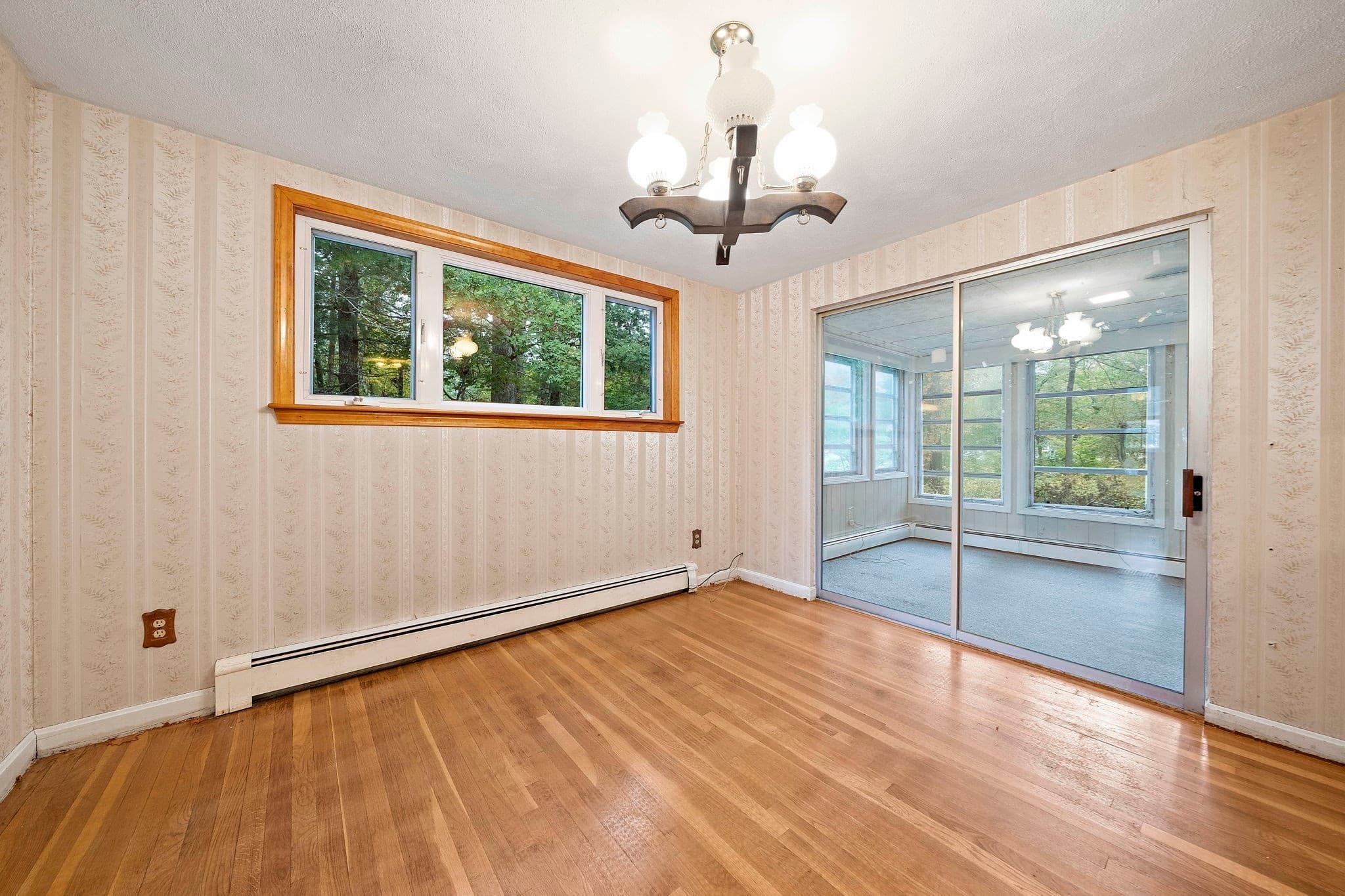 Single Family Residence at 23 Acorn Circle, Hanover MA 02339, photo 12 of 42
