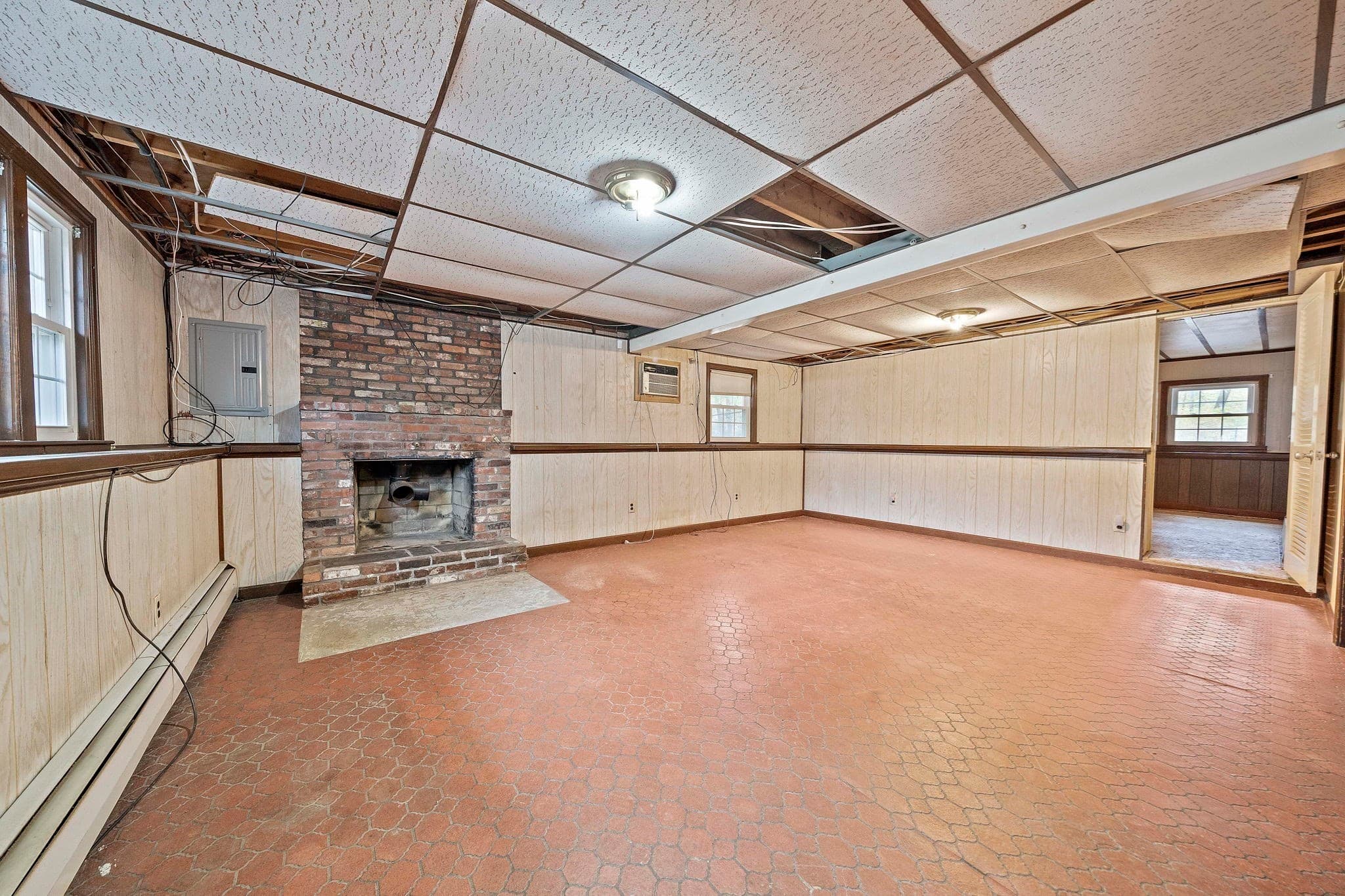 Single Family Residence at 23 Acorn Circle, Hanover MA 02339, photo 26 of 42