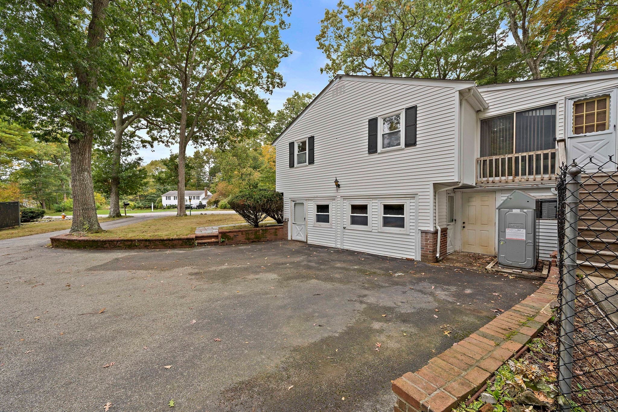 Single Family Residence at 23 Acorn Circle, Hanover MA 02339, photo 3 of 42