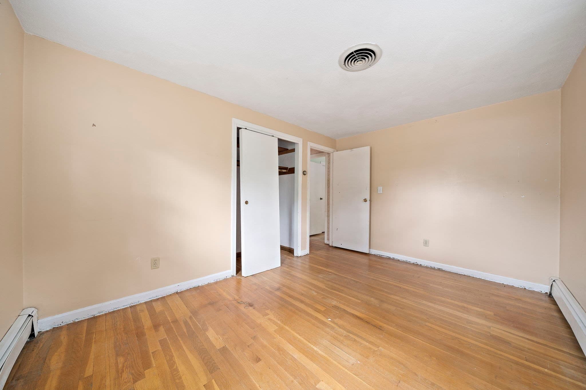 Single Family Residence at 23 Acorn Circle, Hanover MA 02339, photo 21 of 42