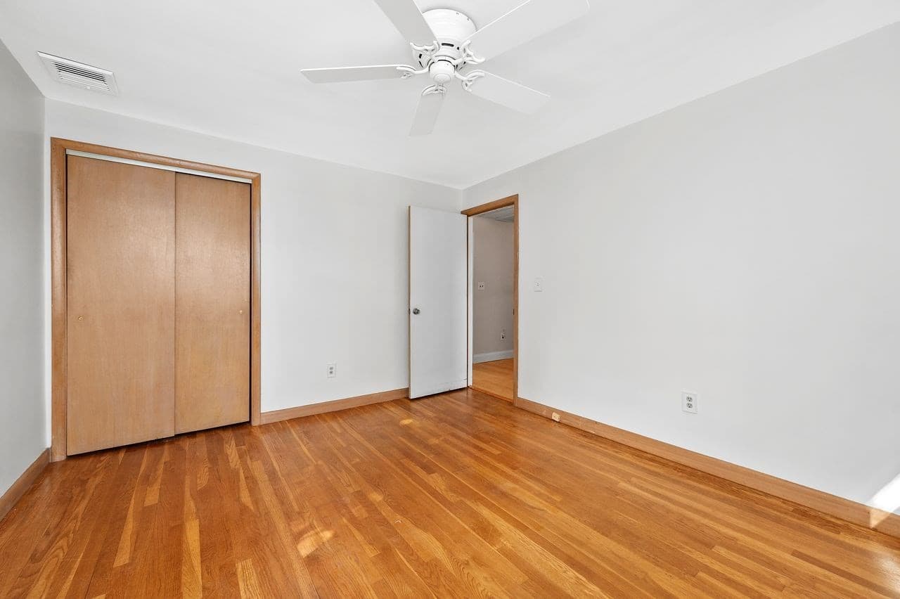 Single Family Residence at 265 Temple Road, Waltham MA 02452, Waltham, photo 17 of 34