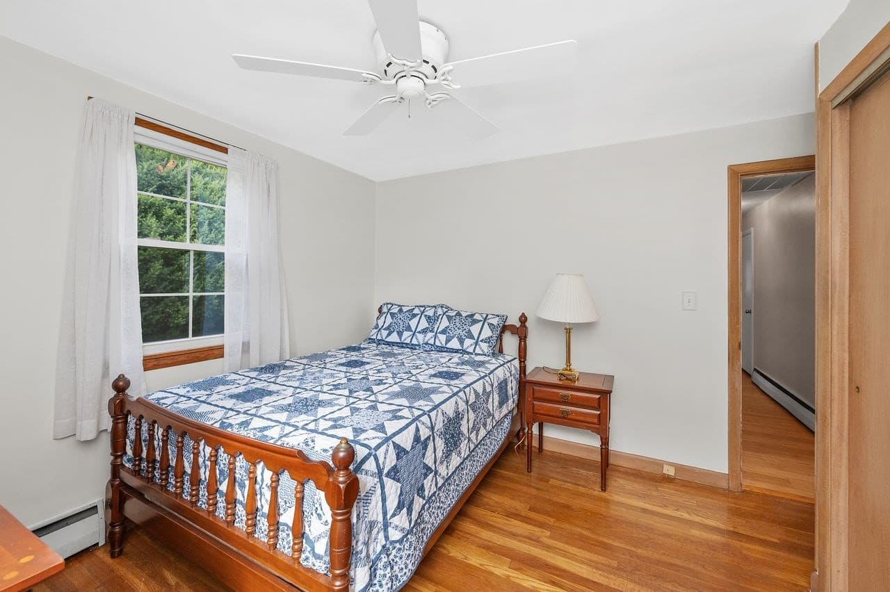 Single Family Residence at 265 Temple Road, Waltham MA 02452, Waltham, photo 12 of 34