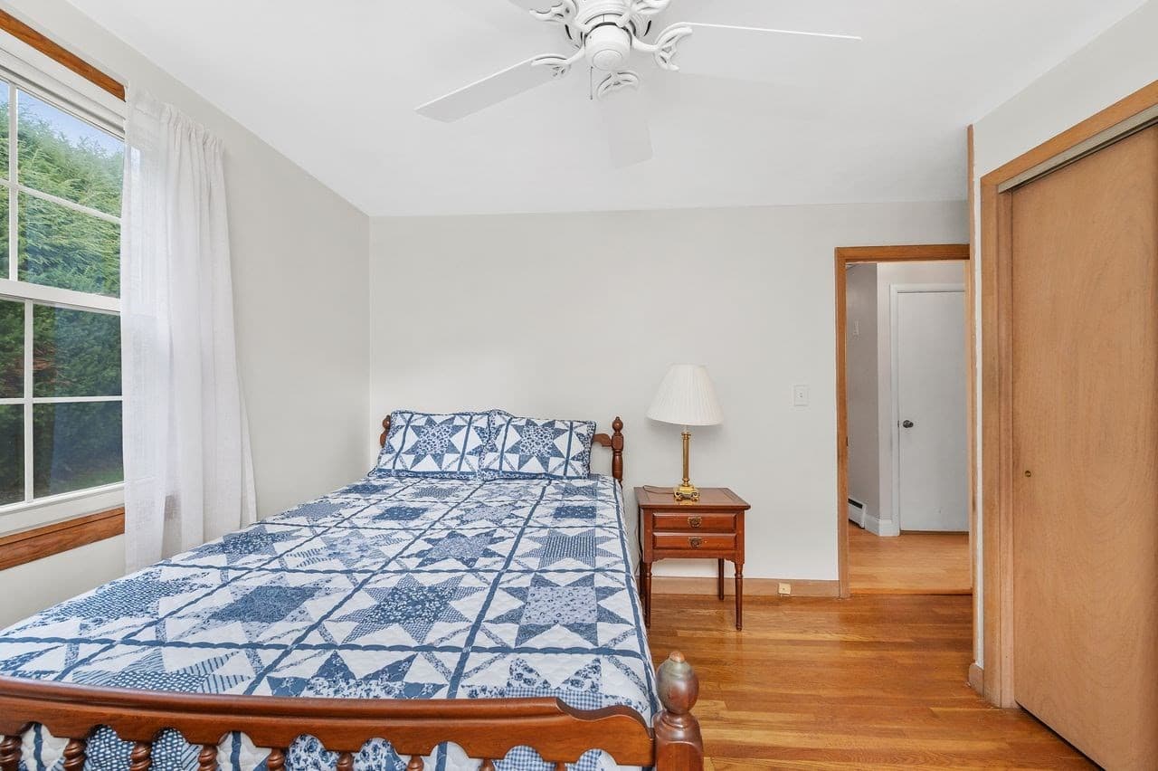 Single Family Residence at 265 Temple Road, Waltham MA 02452, Waltham, photo 10 of 34