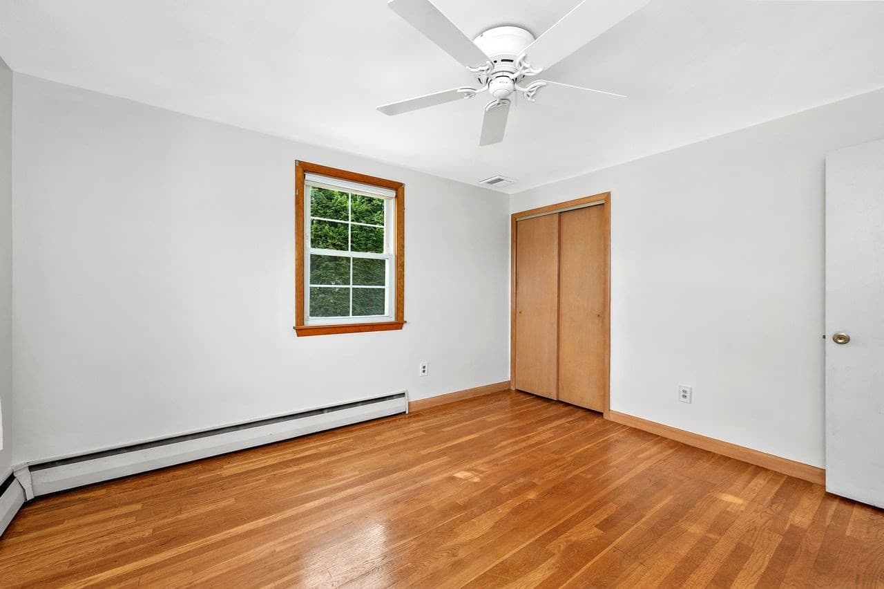 Single Family Residence at 265 Temple Road, Waltham MA 02452, Waltham, photo 18 of 34