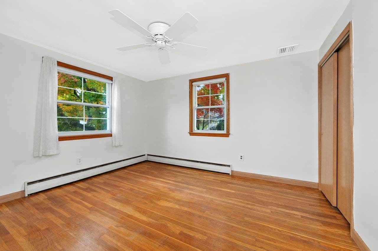 Single Family Residence at 265 Temple Road, Waltham MA 02452, Waltham, photo 15 of 34