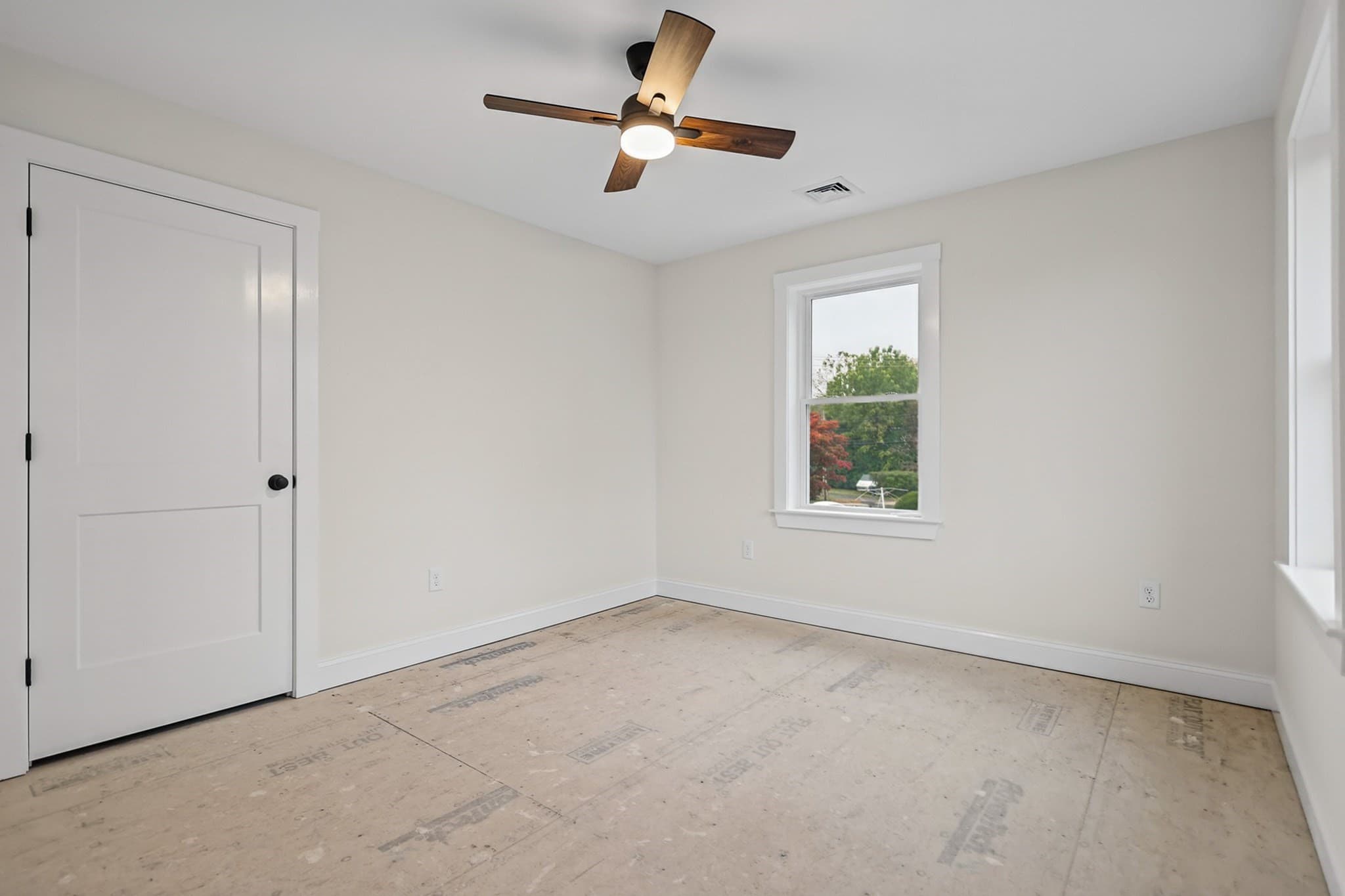 Single Family Residence at 11 Bennington, Haverhill MA 01832, photo 23 of 37