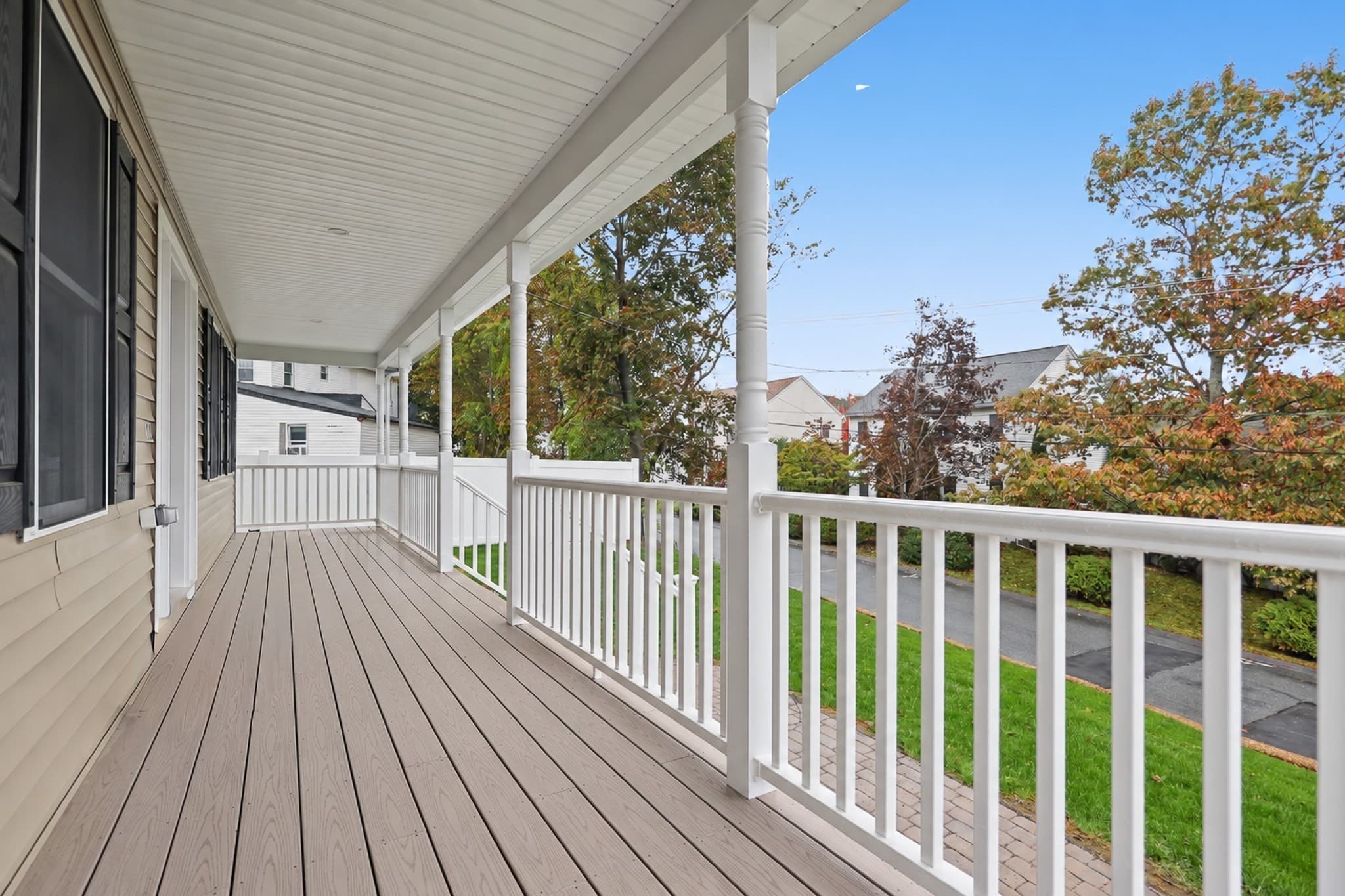 Single Family Residence at 11 Bennington, Haverhill MA 01832, photo 34 of 37