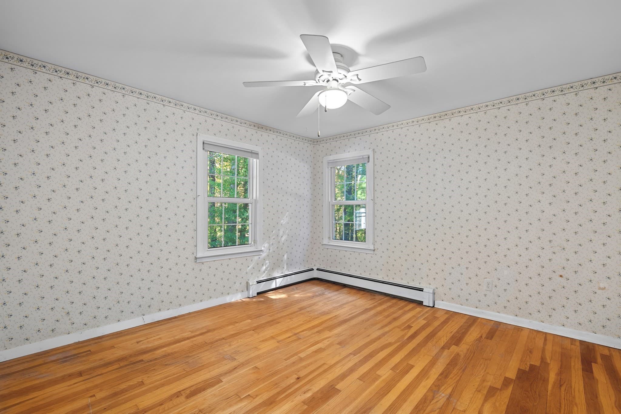Single Family Residence at 42 Pinebrook Lane, Holden MA 01520, photo 13 of 32