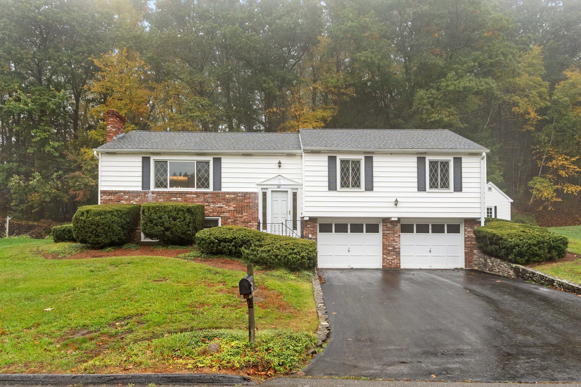 40 Wilder Ln, Leominster MA 01453