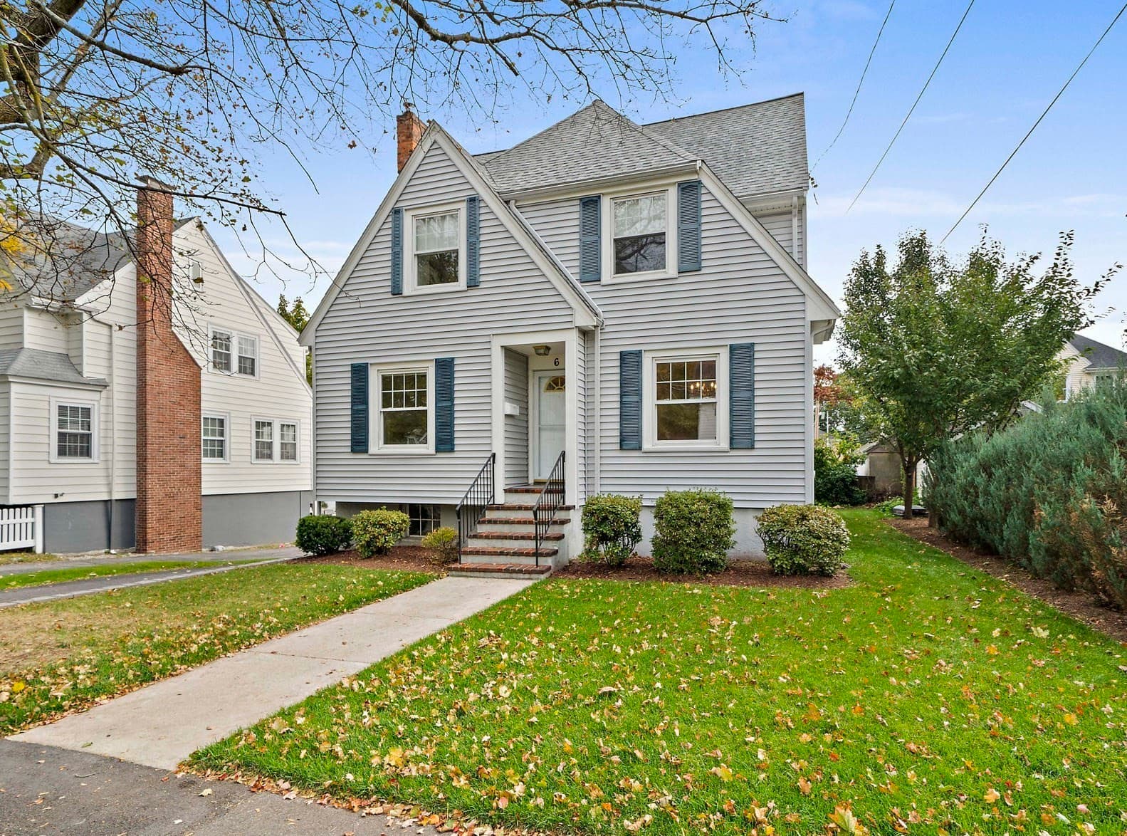 6 Rowe St, Milton MA 02186
