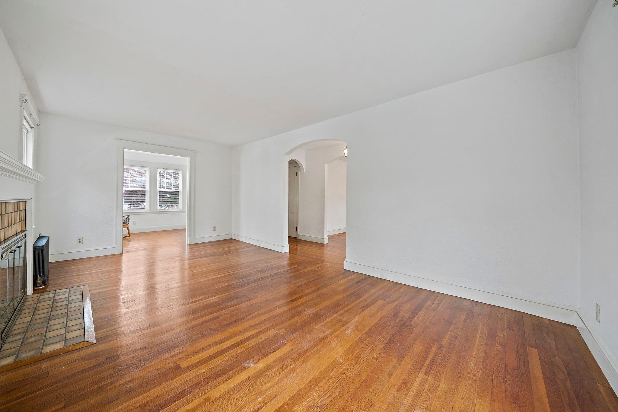Single Family Residence at 6 Rowe St, Milton MA 02186, photo 4 of 32