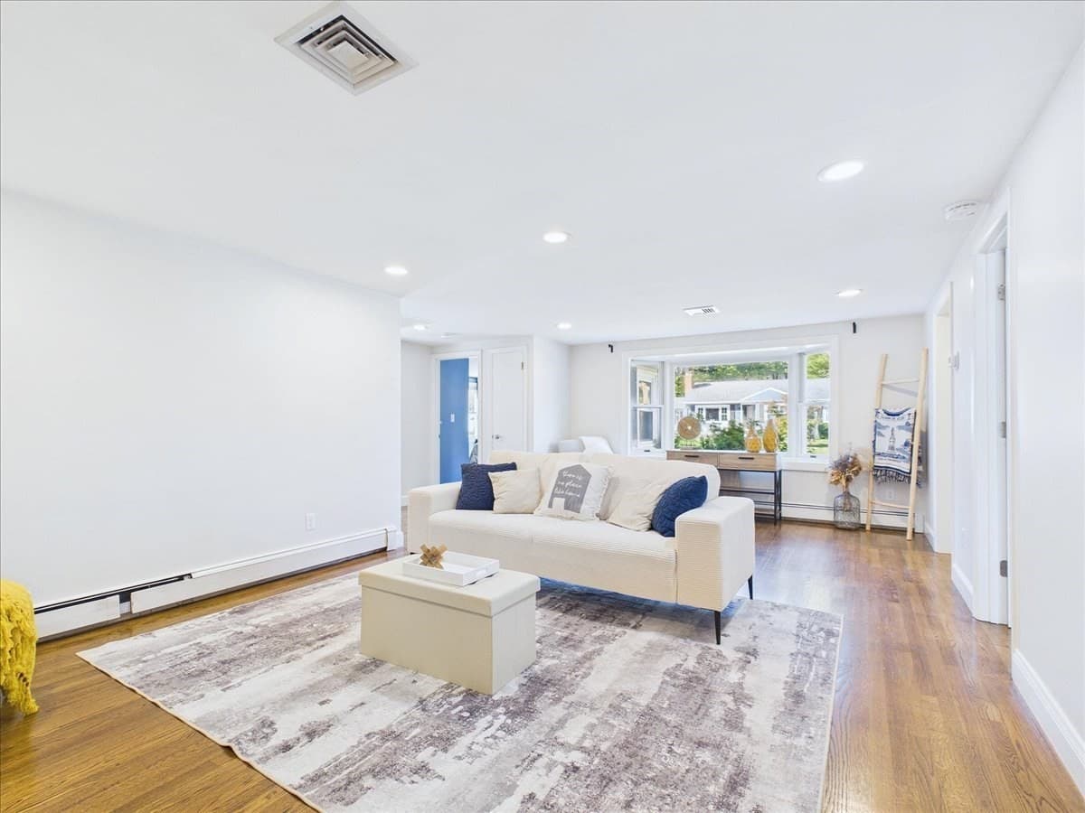 Single Family Residence at 2 Judith Rd., Easton MA 02356, photo 10 of 25