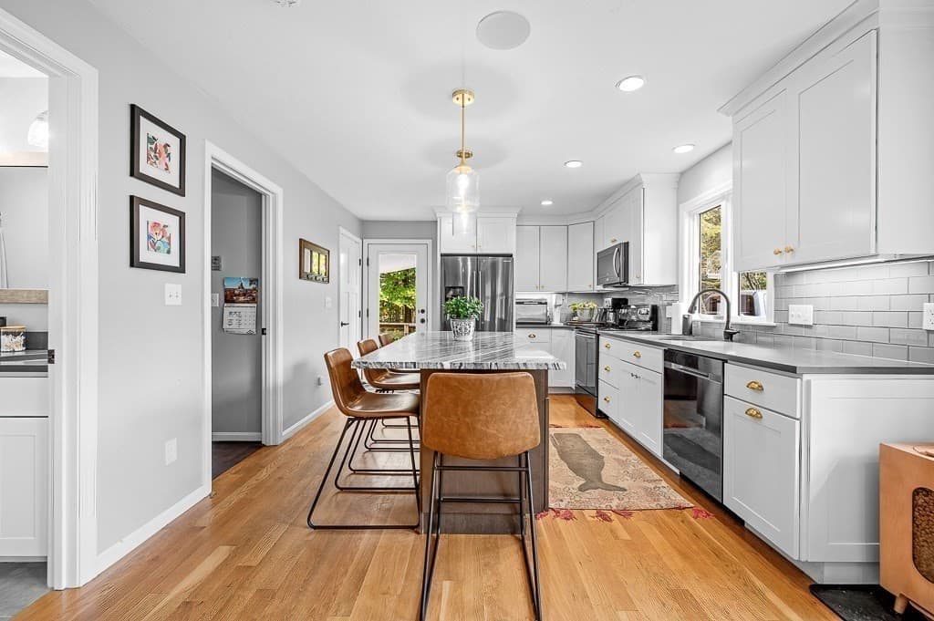 Single Family Residence at 72 Crawford Street, Northborough MA 01532, photo 6 of 26