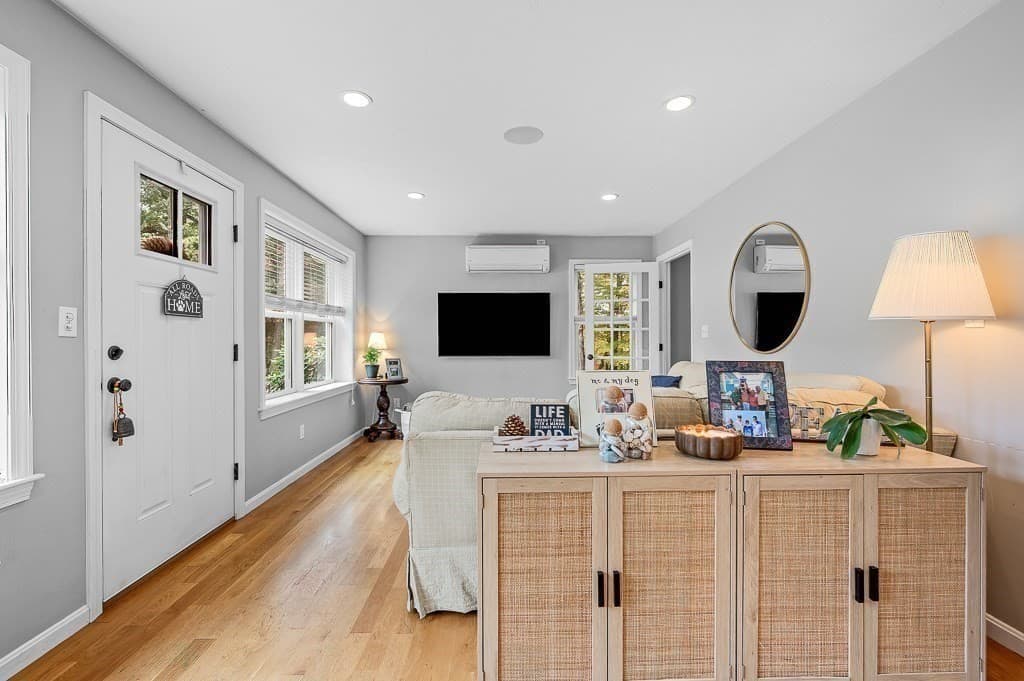 Single Family Residence at 72 Crawford Street, Northborough MA 01532, photo 12 of 26