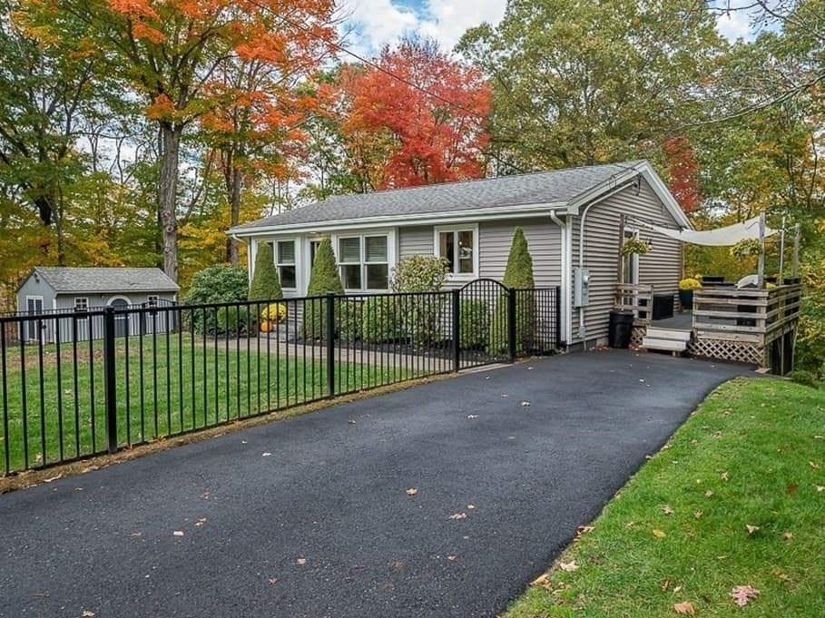 72 Crawford Street, Northborough MA 01532