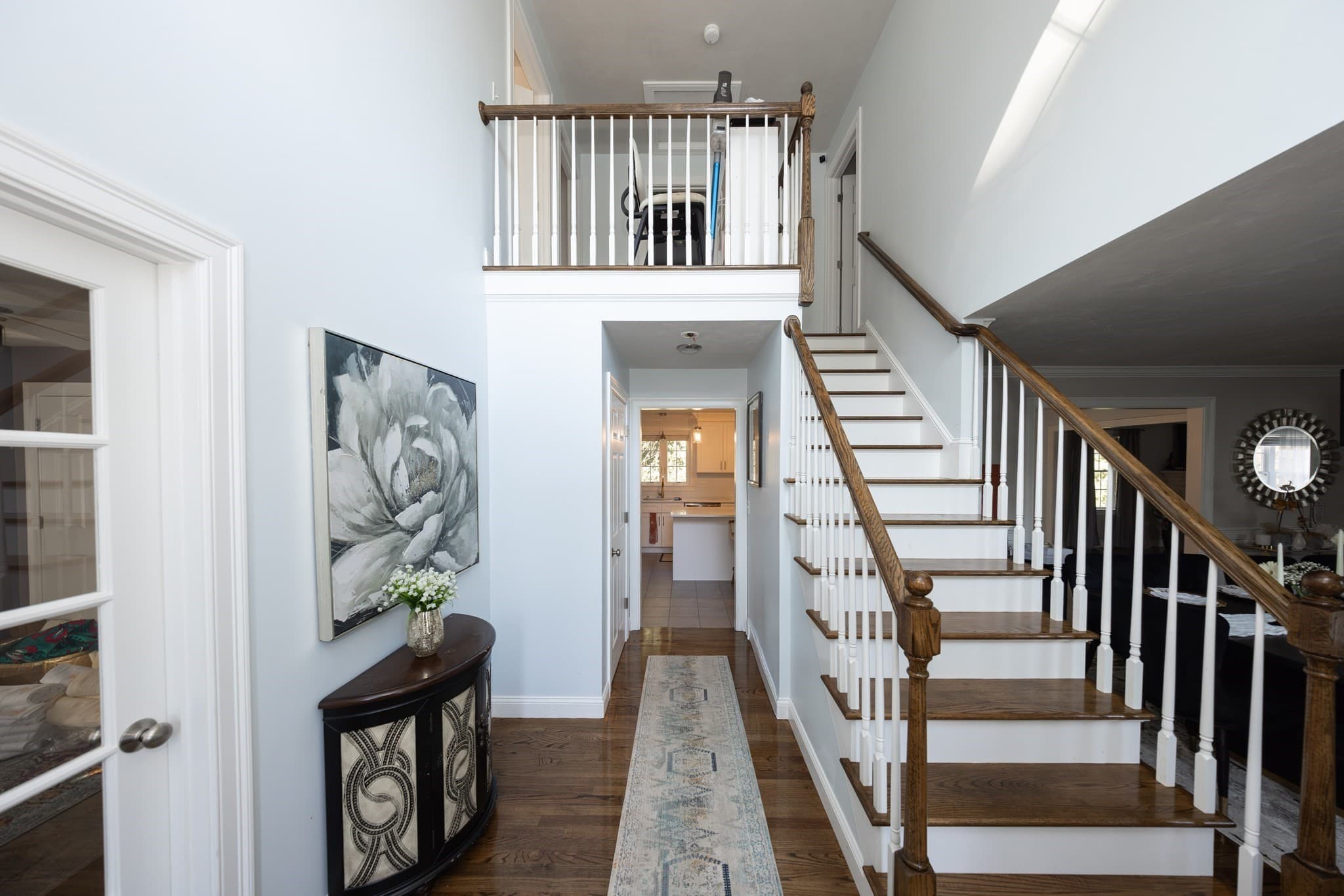 Single Family Residence at 9 Arrowhead Way, Rutland MA 01543, photo 2 of 30