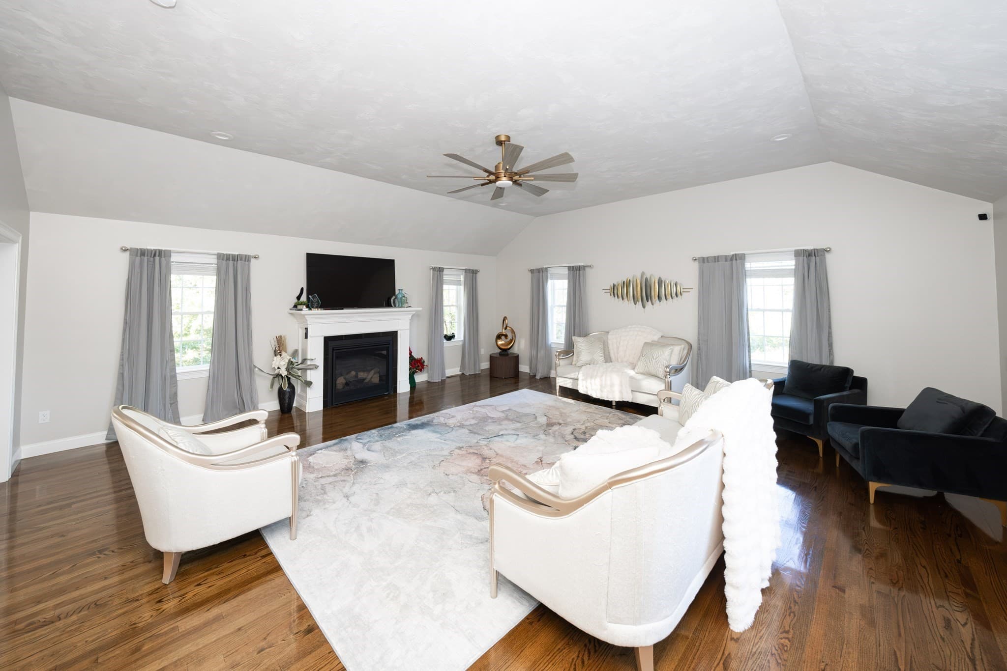 Single Family Residence at 9 Arrowhead Way, Rutland MA 01543, photo 9 of 30