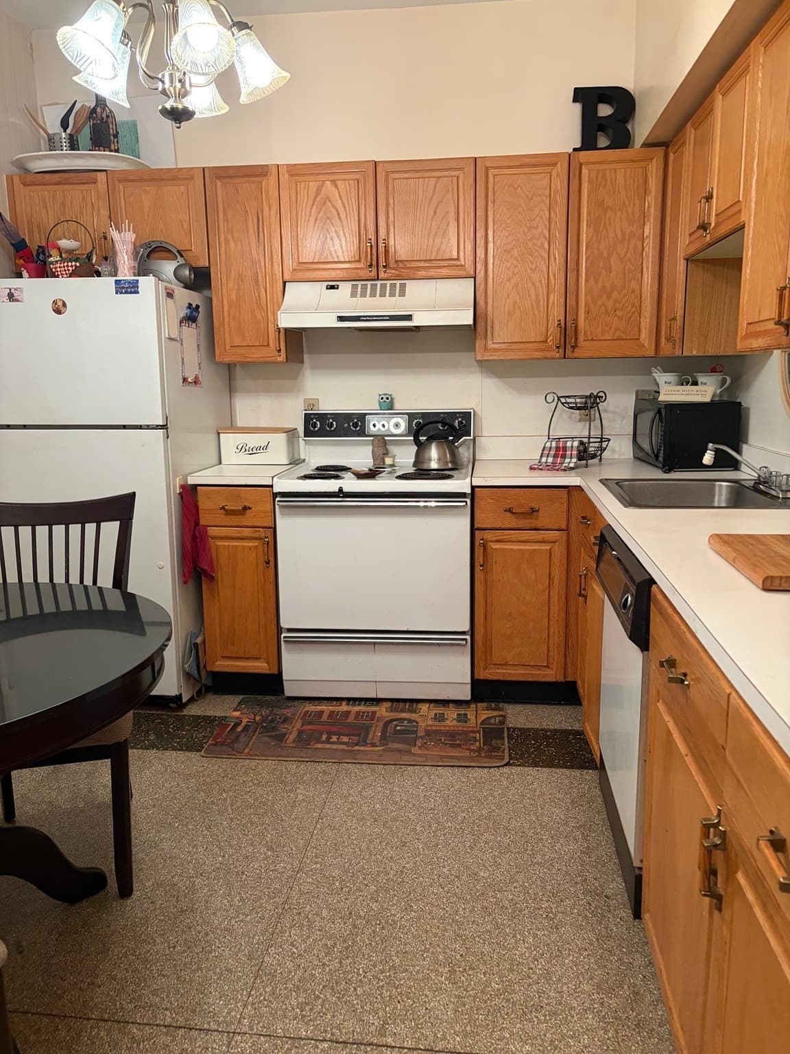 Condominium at 1475 Massachusetts # 237, Lexington MA 02420, photo 10 of 21