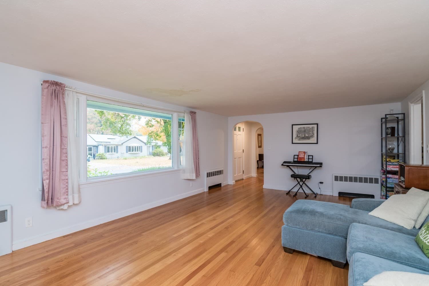 Single Family Residence at 23 Gleason Rd, Northampton MA 01060, photo 4 of 25