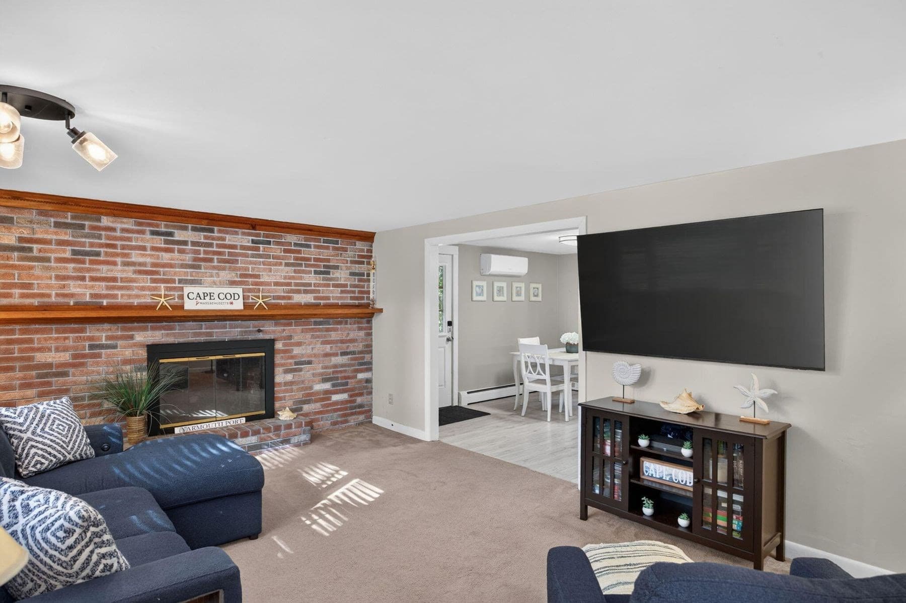 Single Family Residence at 20 Frances Helen Rd, Yarmouth MA 02675, Yarmouth, photo 13 of 31