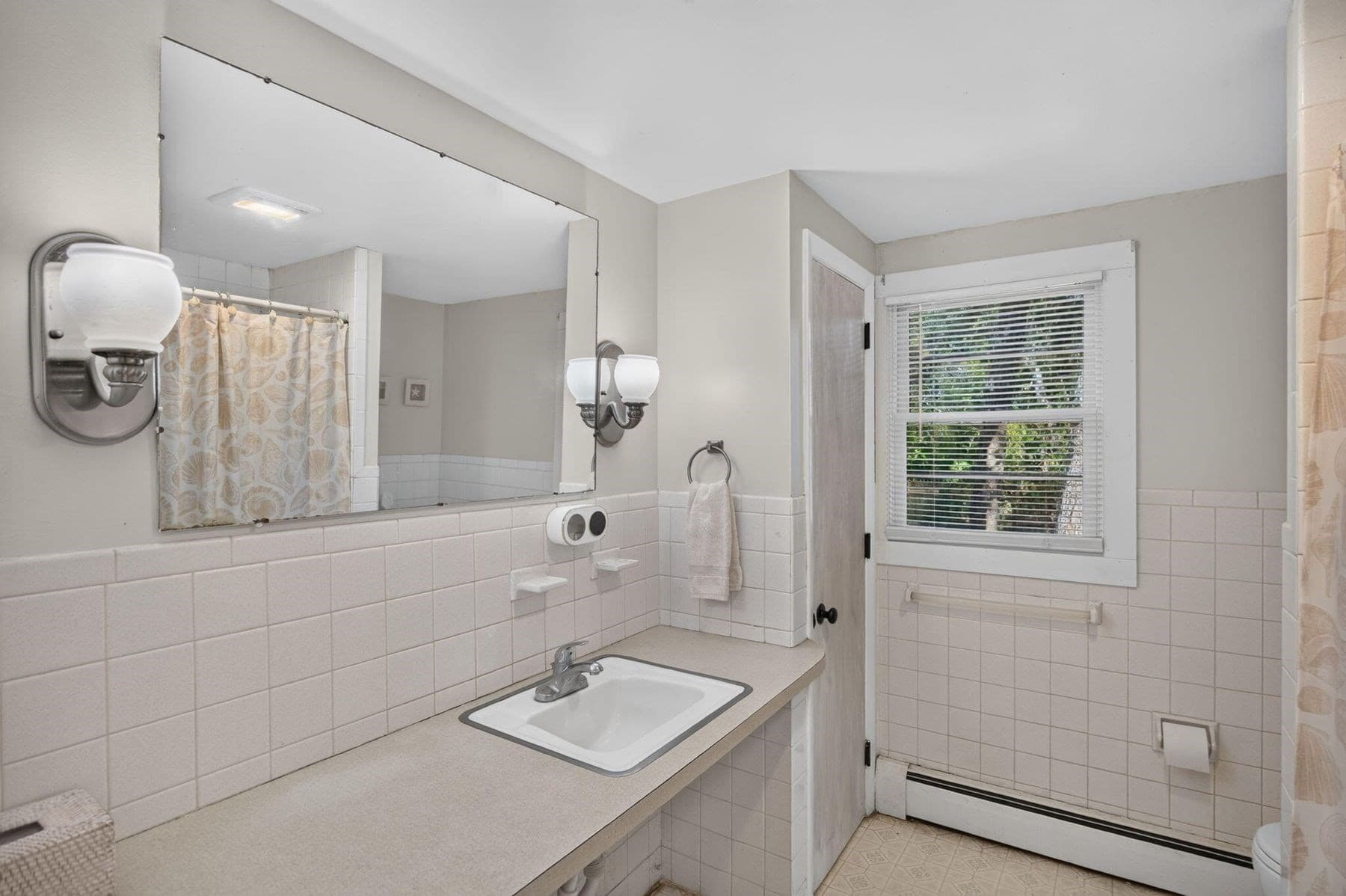 Single Family Residence at 20 Frances Helen Rd, Yarmouth MA 02675, Yarmouth, photo 20 of 31