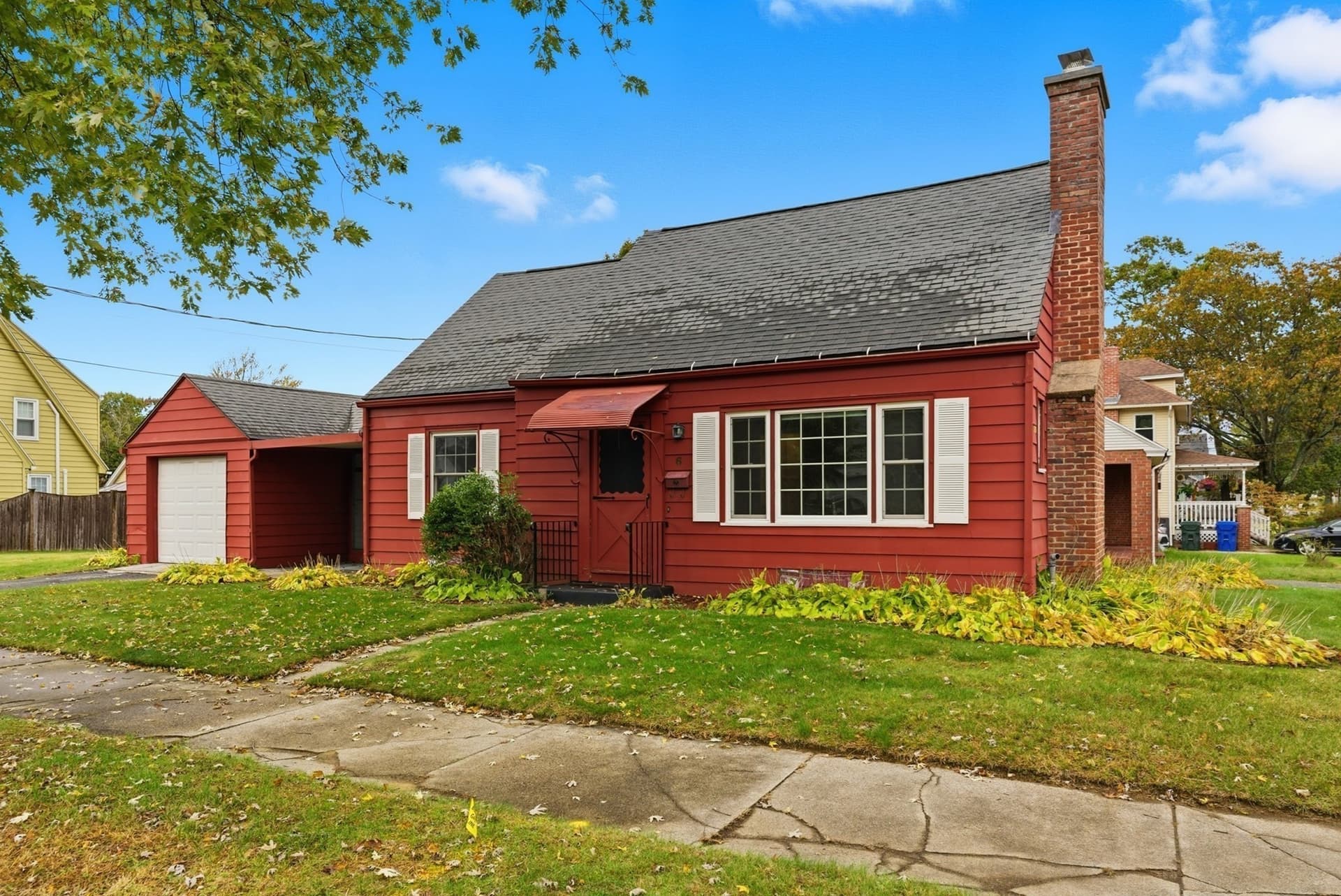 6 Bennington St, Springfield MA 01108