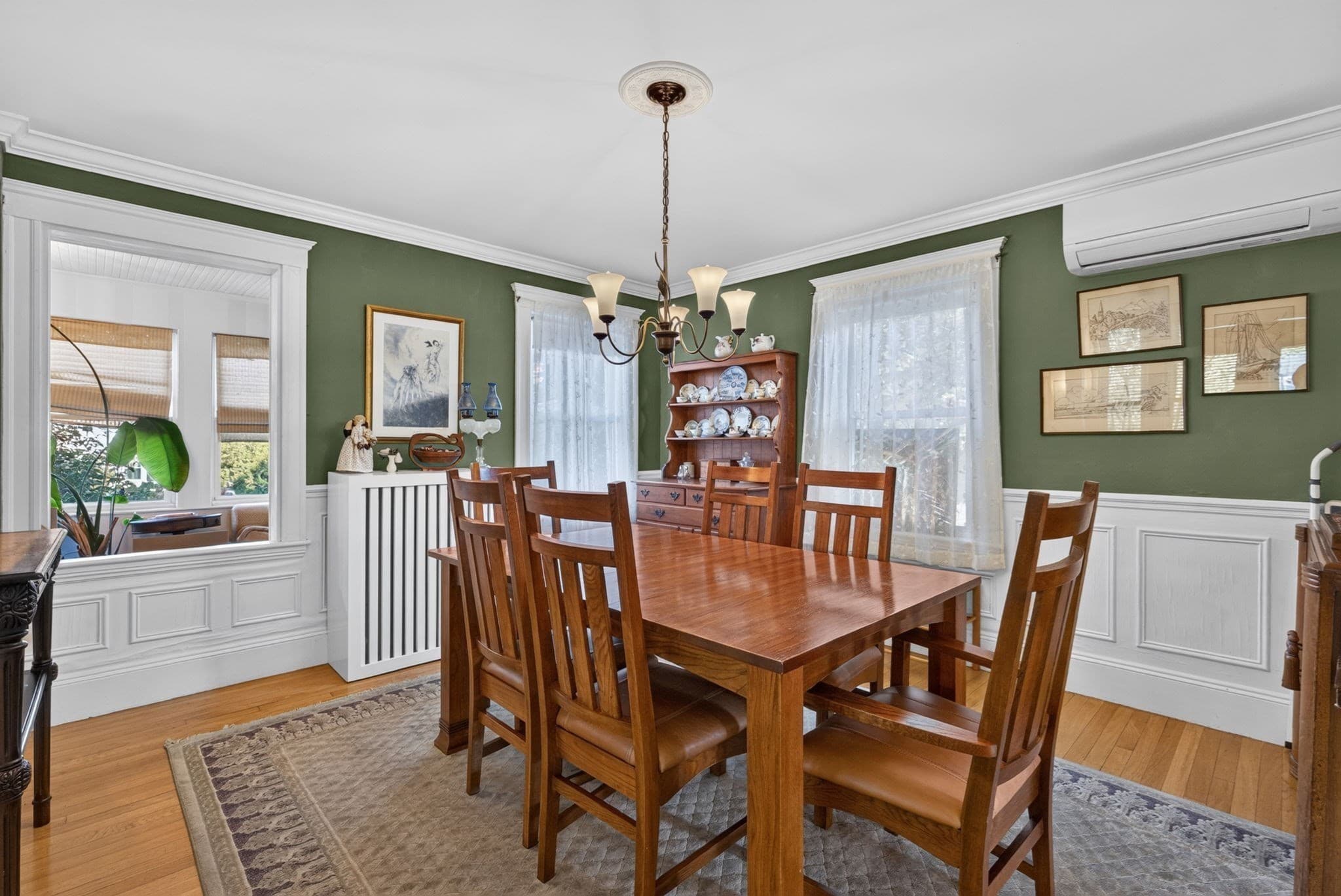 Single Family Residence at 4 Hawthorn Rd, Milton MA 02186, photo 10 of 39
