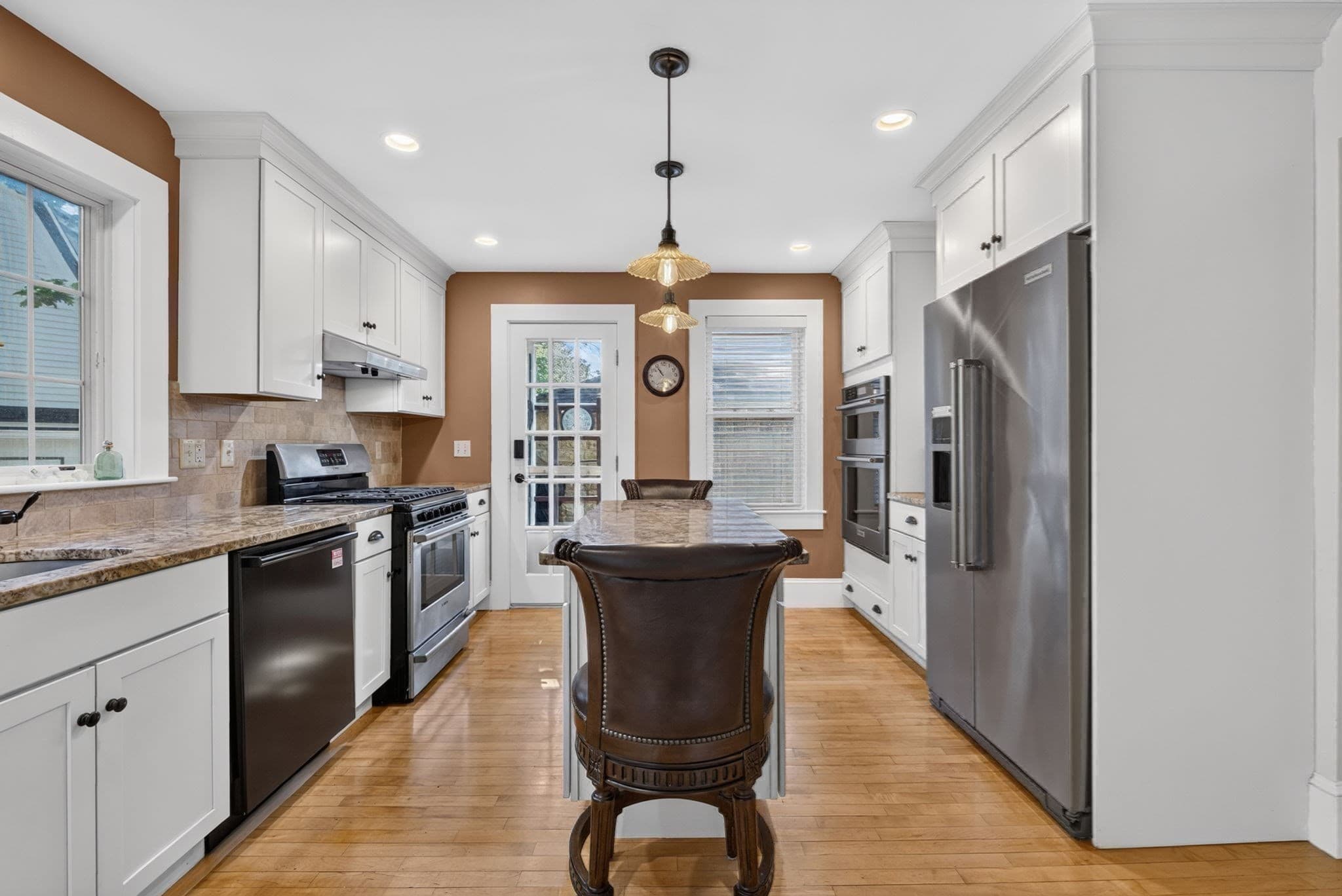 Single Family Residence at 4 Hawthorn Rd, Milton MA 02186, photo 14 of 39