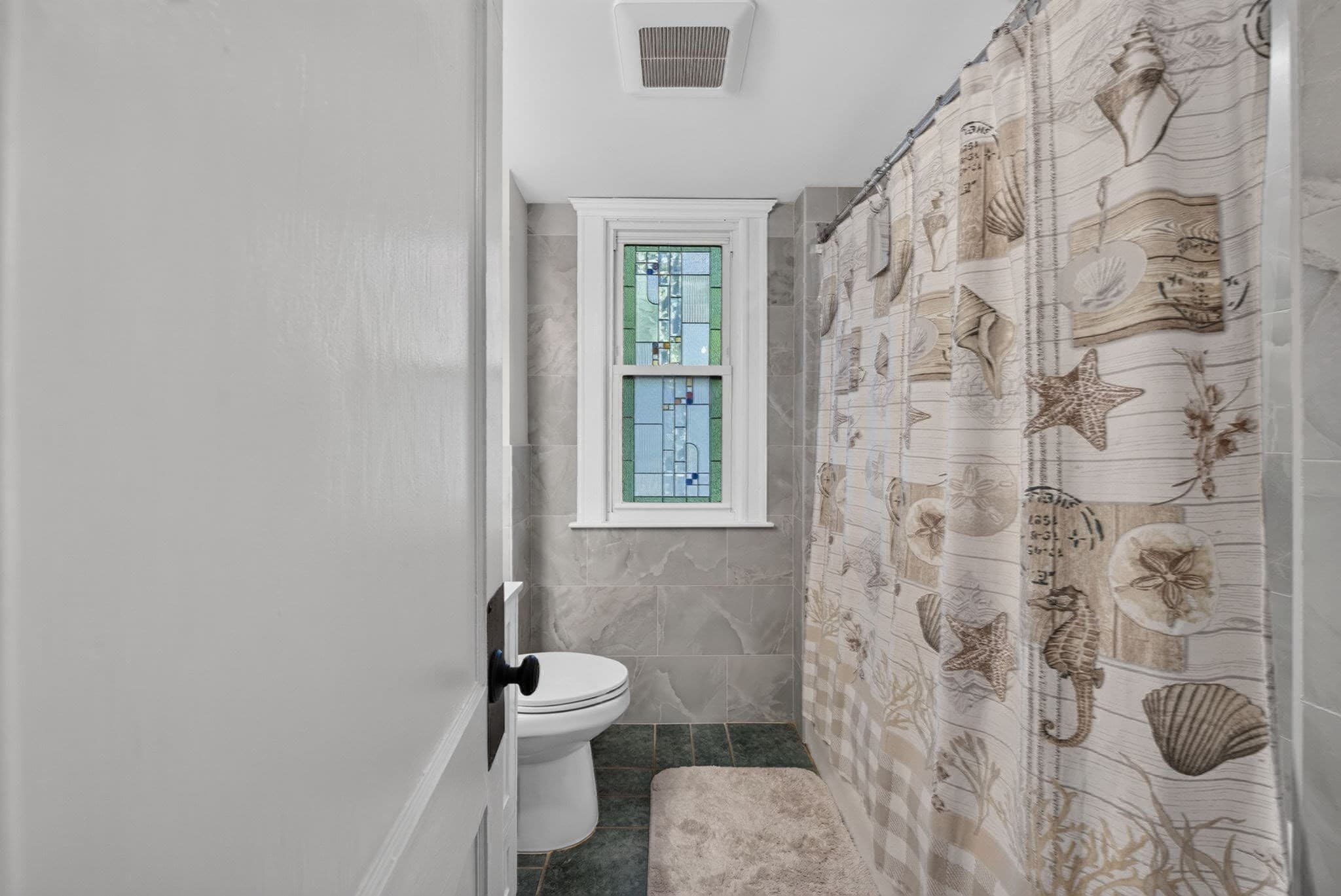 Single Family Residence at 4 Hawthorn Rd, Milton MA 02186, photo 19 of 39