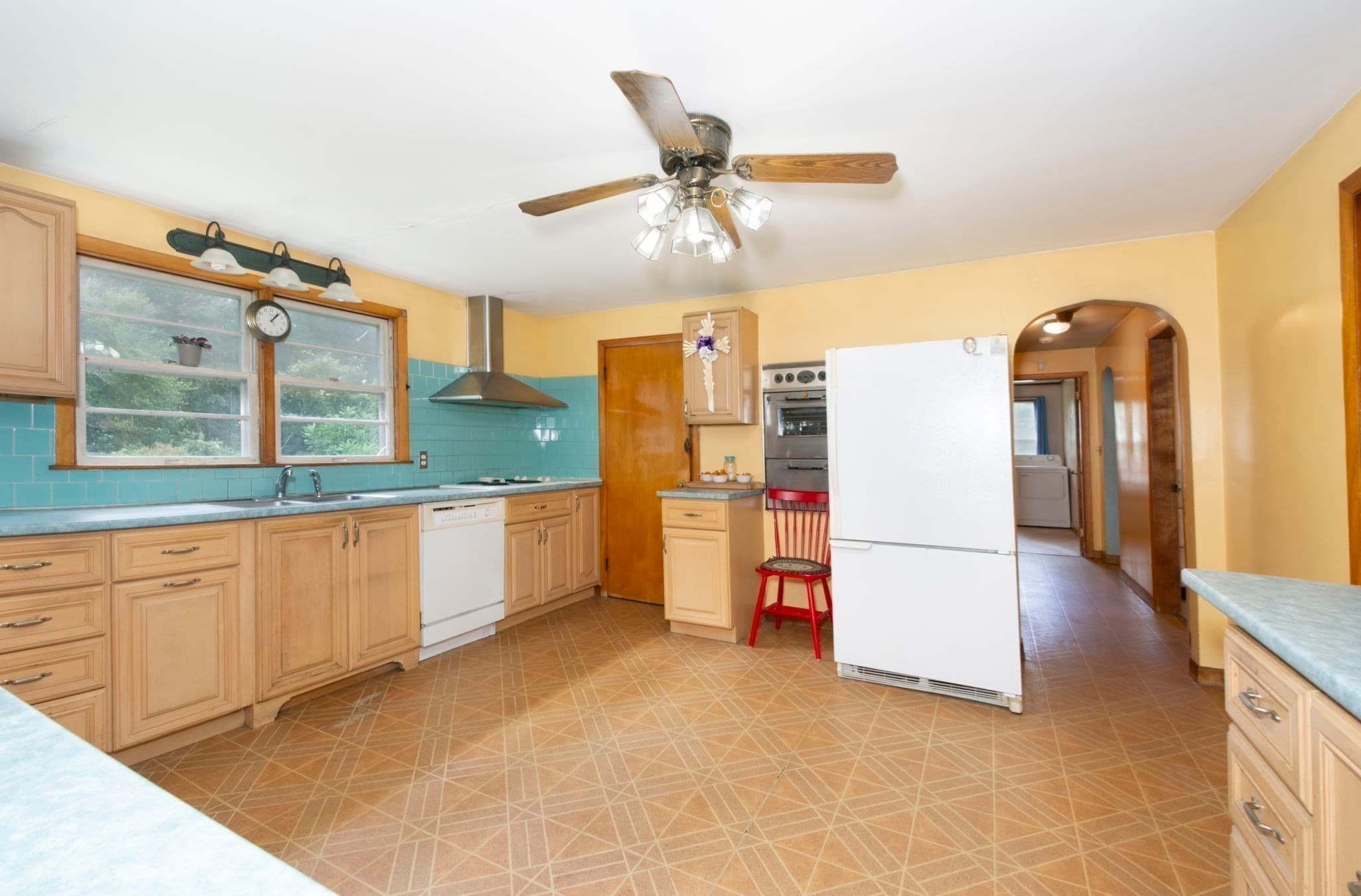 Single Family Residence at 223 Federal Hill Rd, Oxford MA 01540, photo 13 of 26