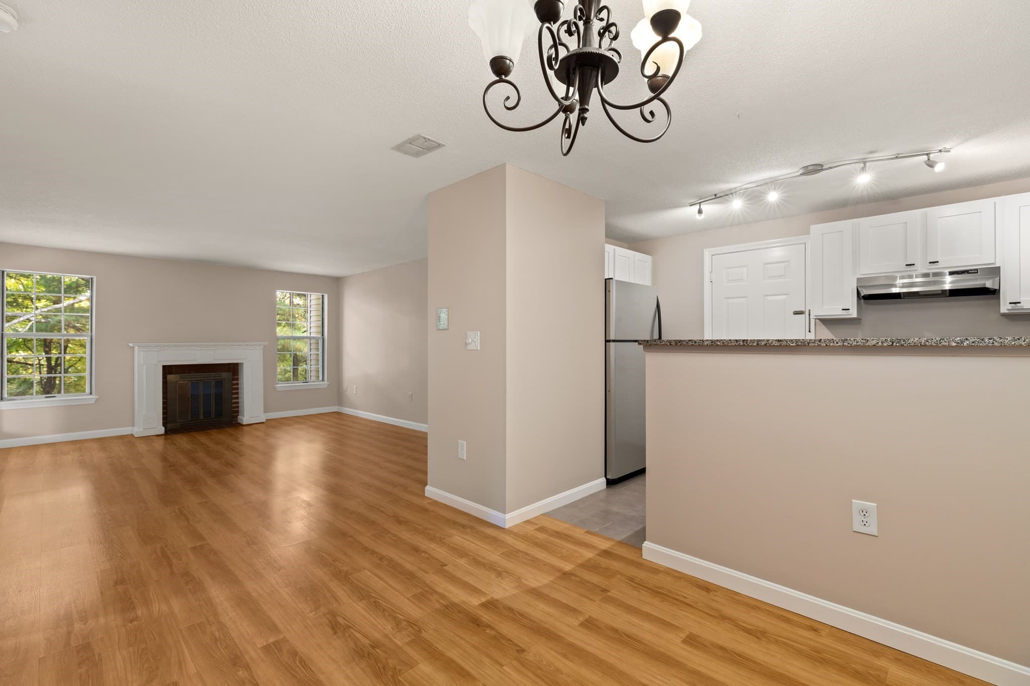 Condominium at 6 Walden Dr # 6, Natick MA 01760, photo 6 of 23