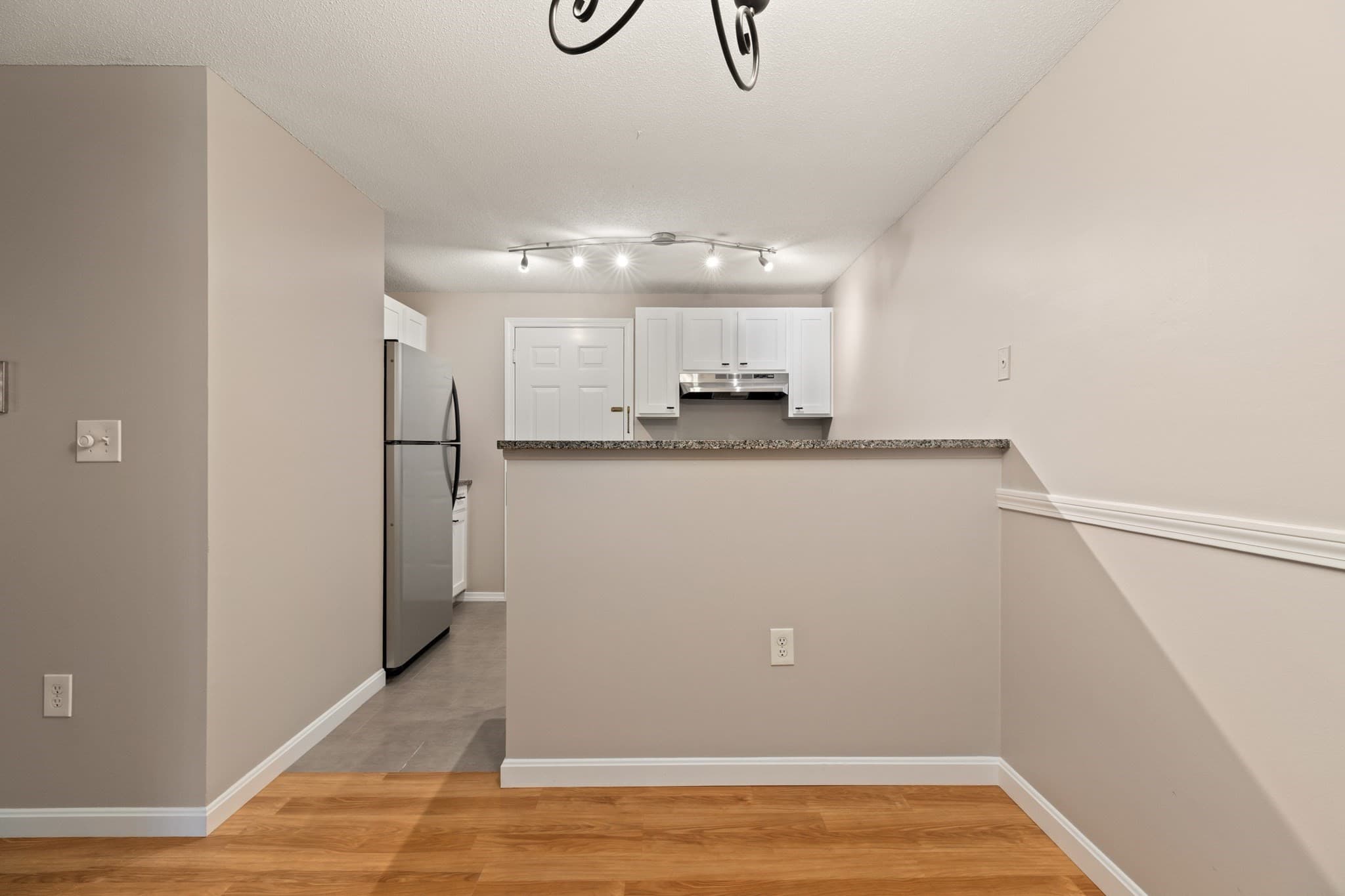 Condominium at 6 Walden Dr # 6, Natick MA 01760, photo 7 of 23