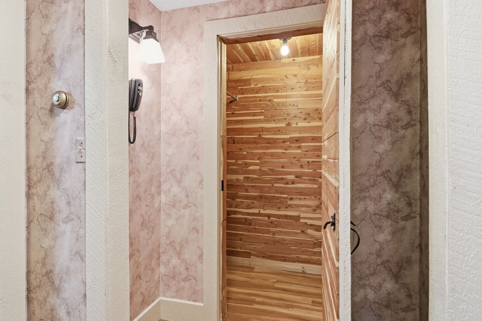 Single Family Residence at 46 Stuart Pl, Westfield MA 01085, Westfield, photo 28 of 42