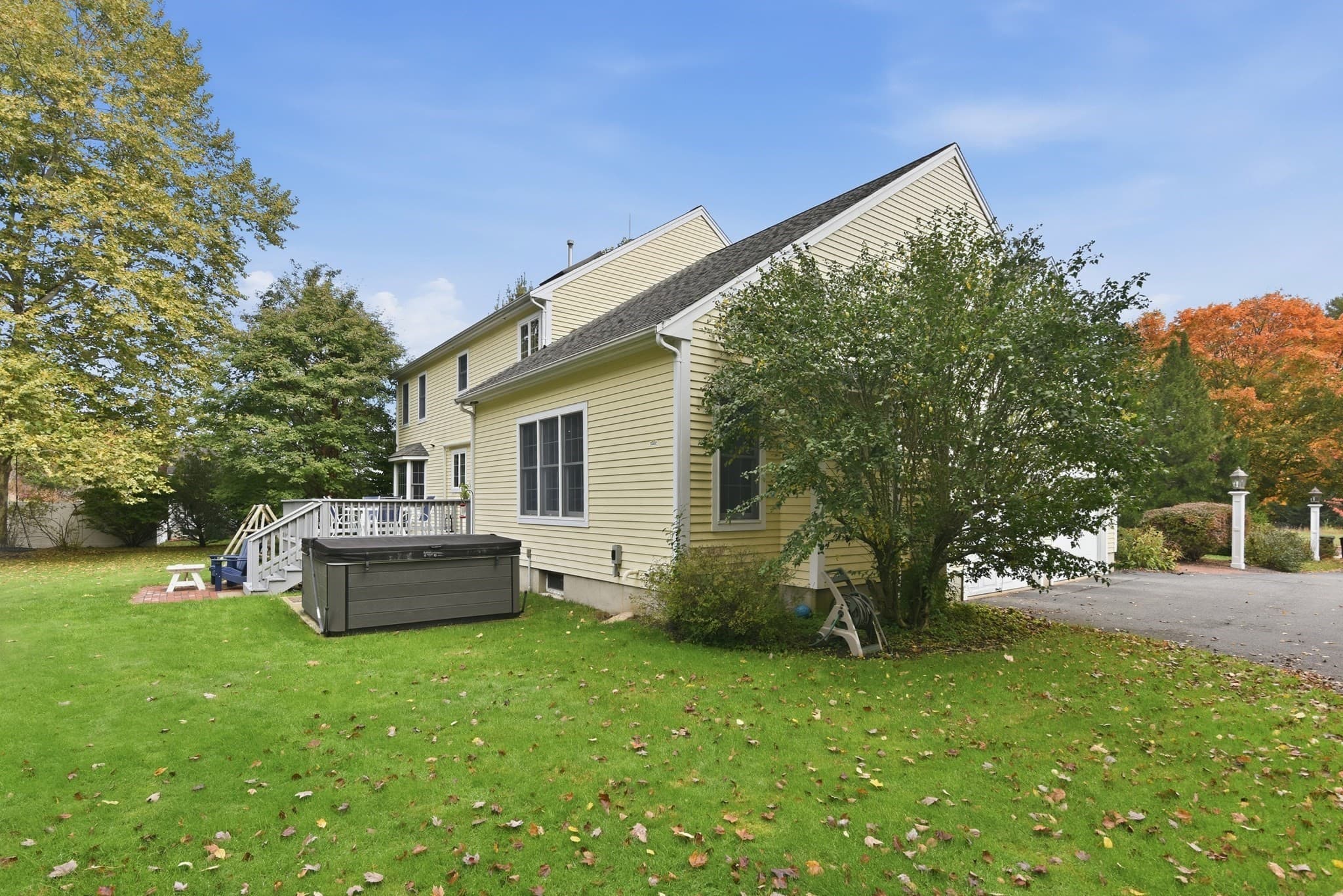 Single Family Residence at 21 Evergreen Road, Norfolk MA 02056, photo 4 of 41