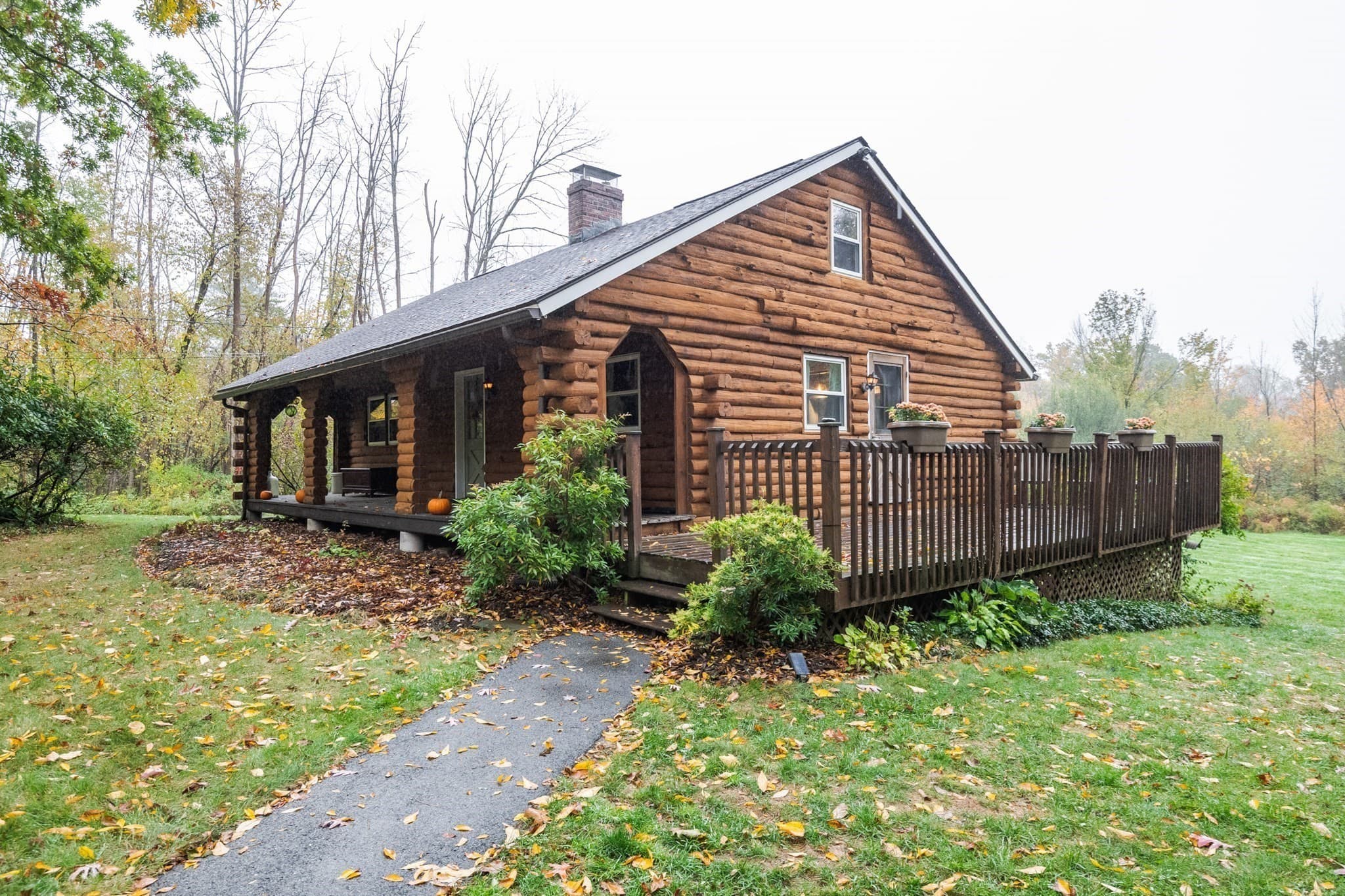 Single Family Residence at 387 Middle St, West Newbury MA 01985, West Newbury, photo 2 of 42