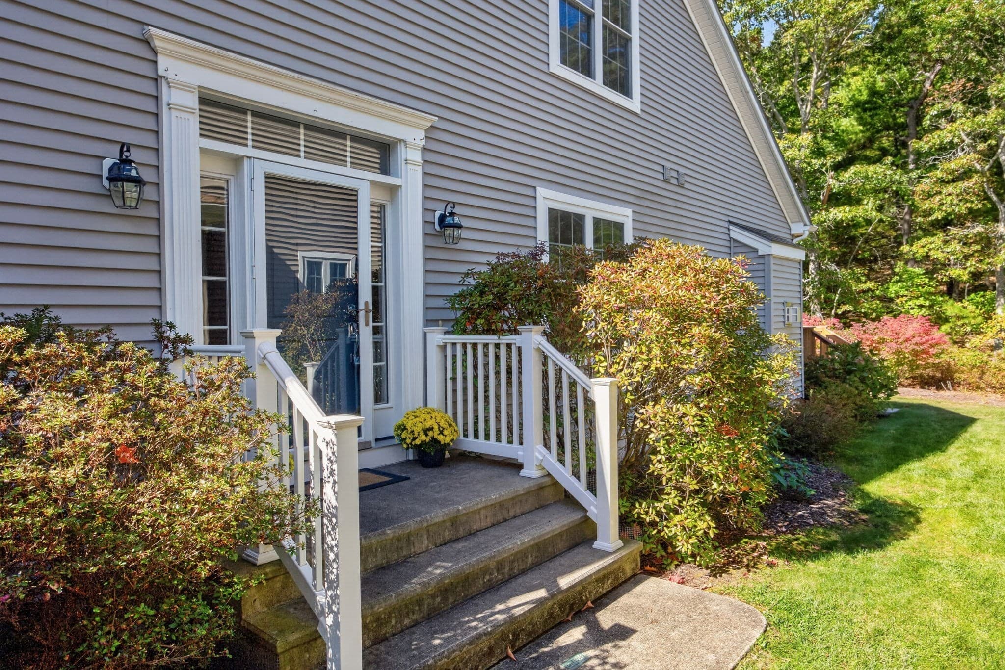 Single Family Residence at 6 Autumn Glen, Plymouth MA 02360, Plymouth, photo 2 of 34