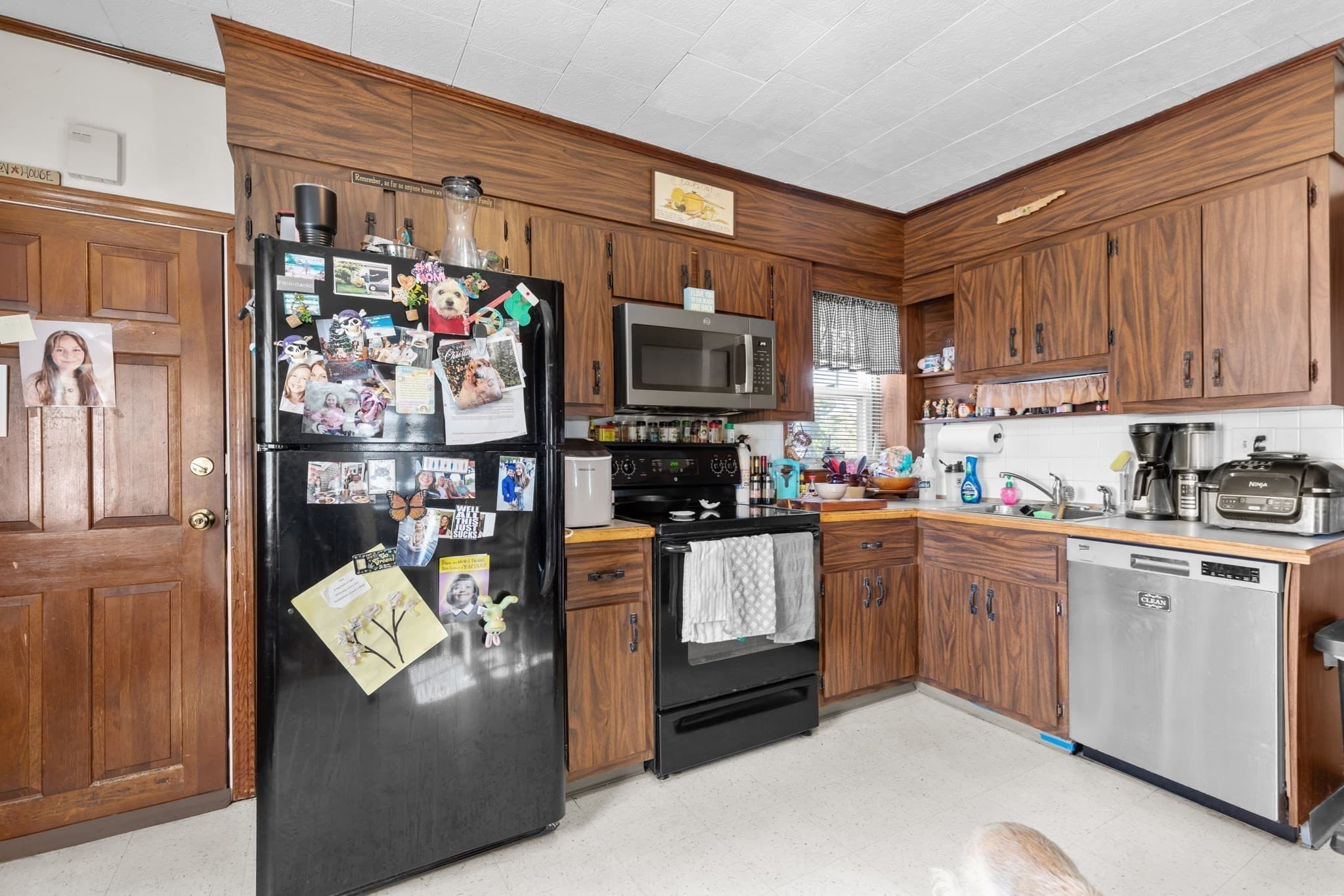 Multi Family at 33 Stafford St, Plymouth MA 02360, Plymouth, photo 13 of 31