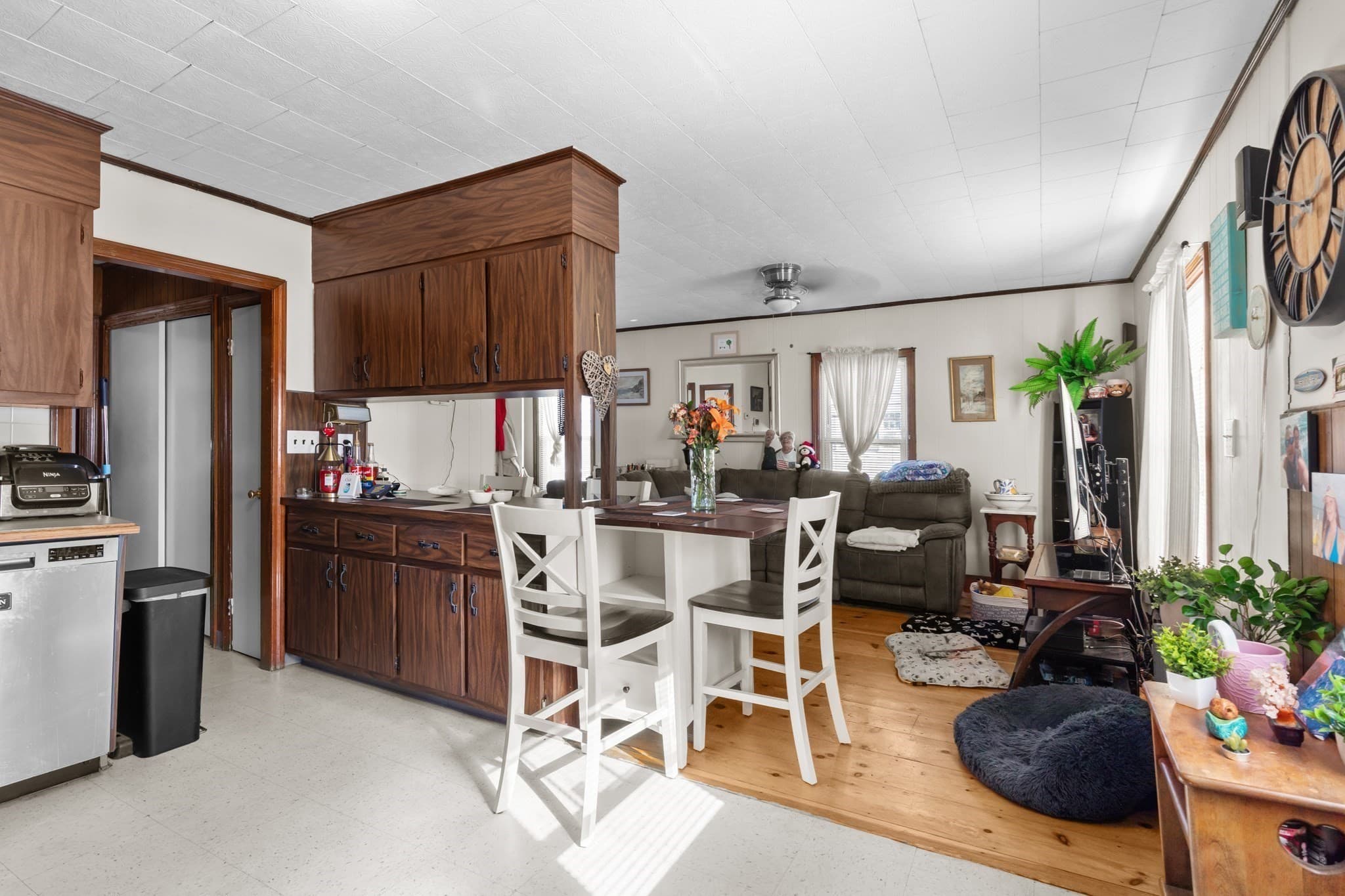 Multi Family at 33 Stafford St, Plymouth MA 02360, Plymouth, photo 12 of 31