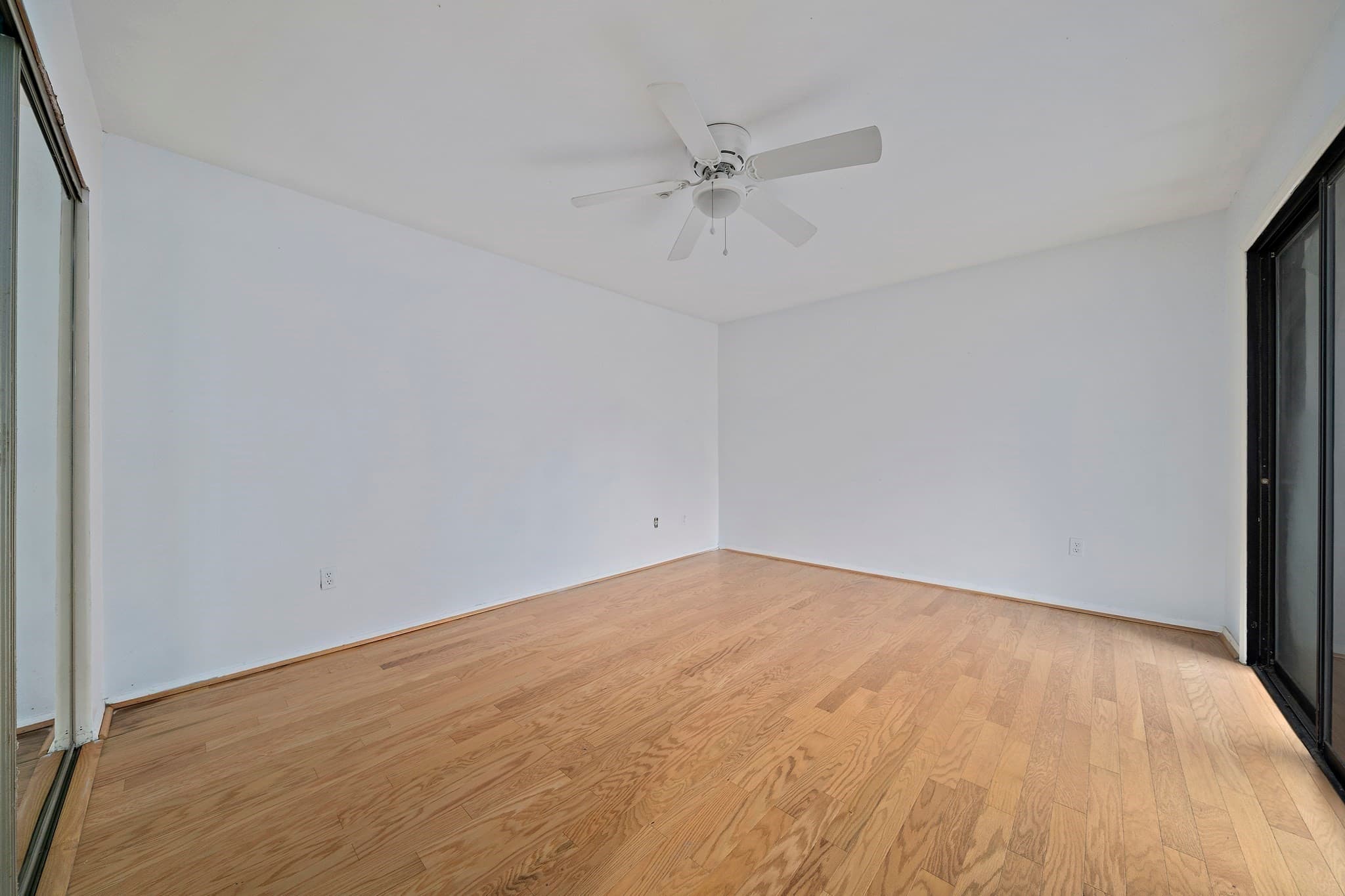 Condominium at 258 Greenbrook Dr # 258, Stoughton MA 02072, photo 16 of 32