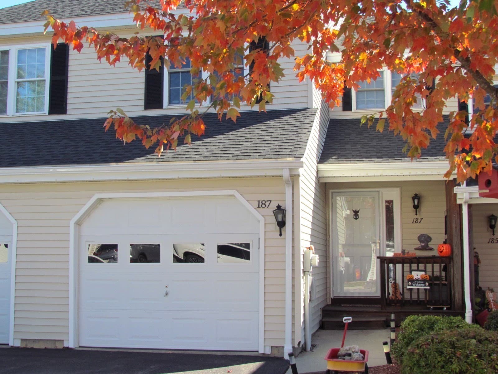 Condominium at 187 Bridle Cross Road # 187, Fitchburg MA 01420, photo 2 of 27