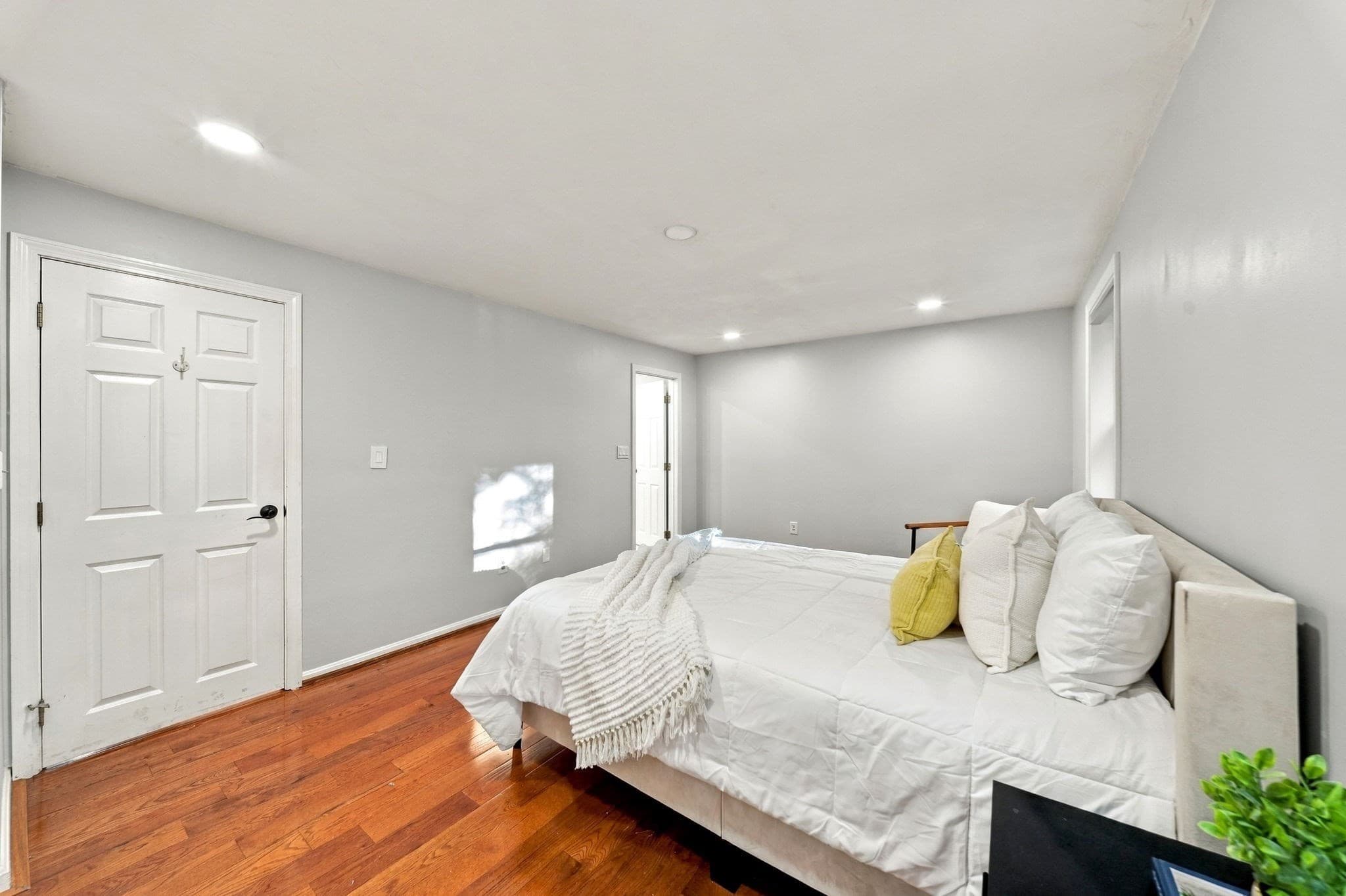 Condominium at 1713 Irving Rd # 1713, Randolph MA 02368, Randolph, photo 9 of 22