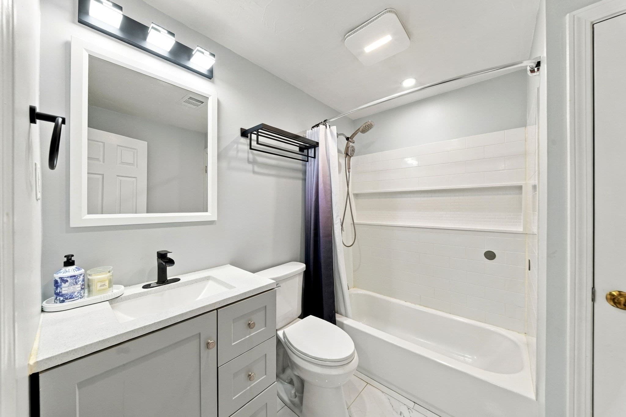Condominium at 1713 Irving Rd # 1713, Randolph MA 02368, Randolph, photo 10 of 22