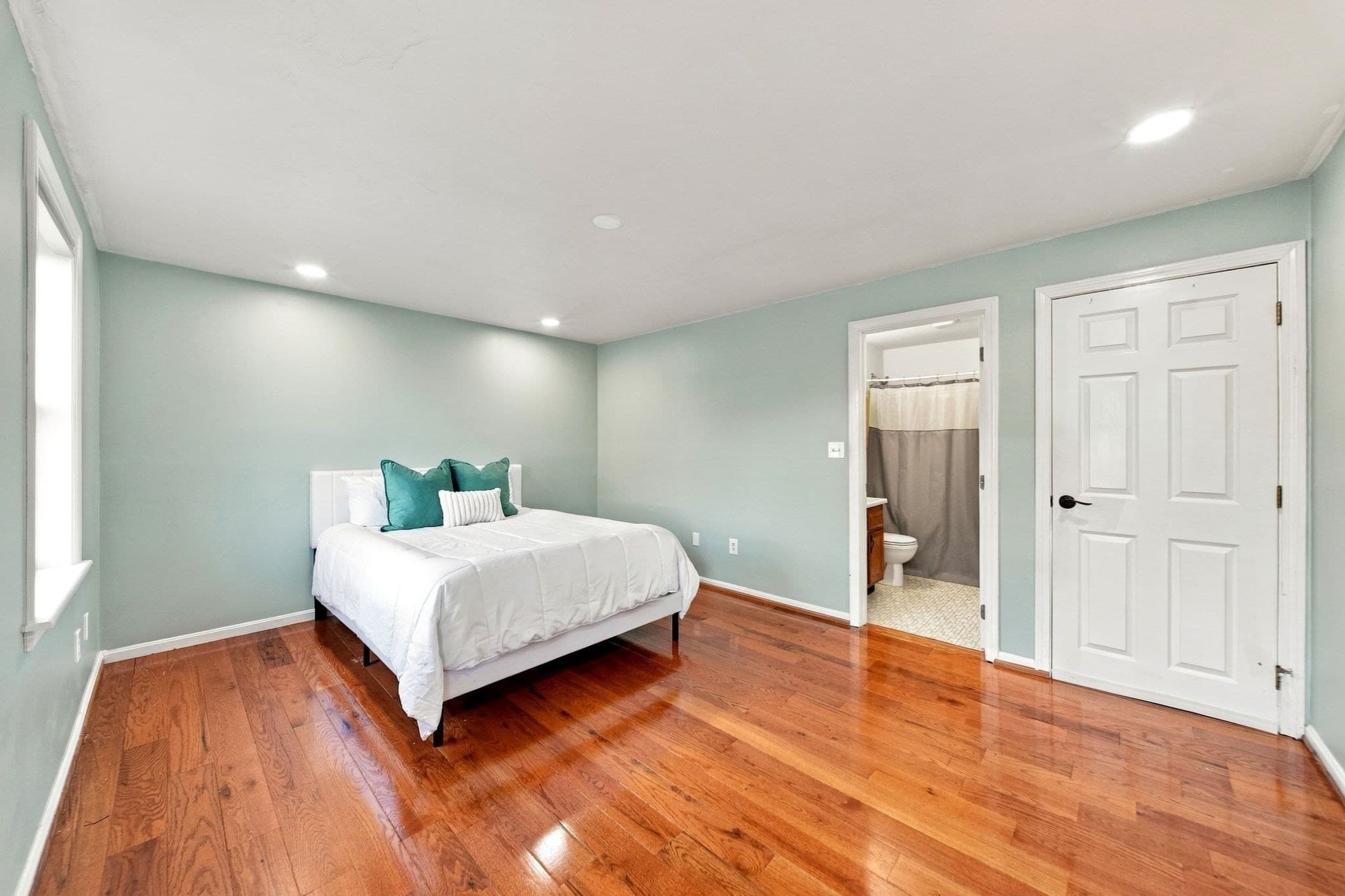 Condominium at 1713 Irving Rd # 1713, Randolph MA 02368, Randolph, photo 11 of 22