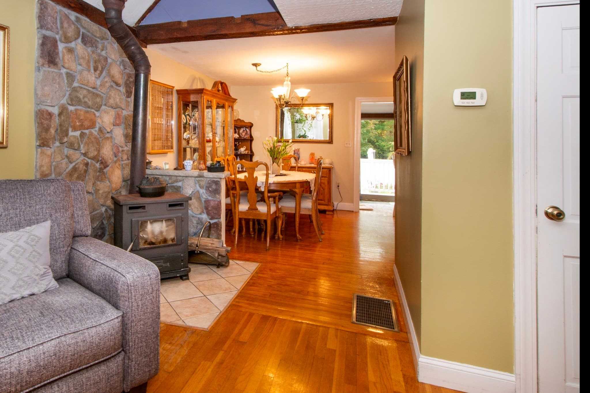 Multi Family at 112 Arlington St, Rockland MA 02370, Rockland, photo 7 of 30